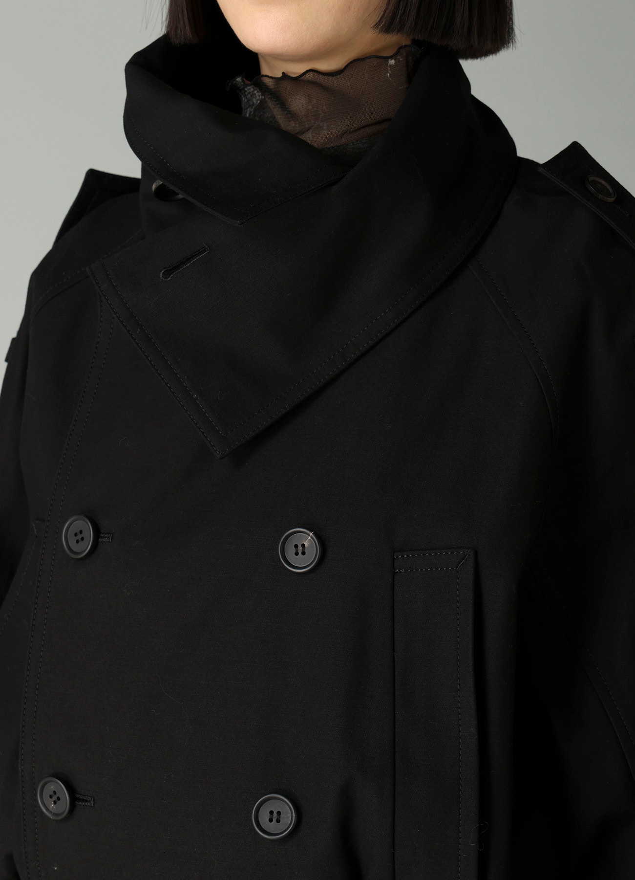MILITARY BACKSIDE SATIN SHORT TRENCH JACKET