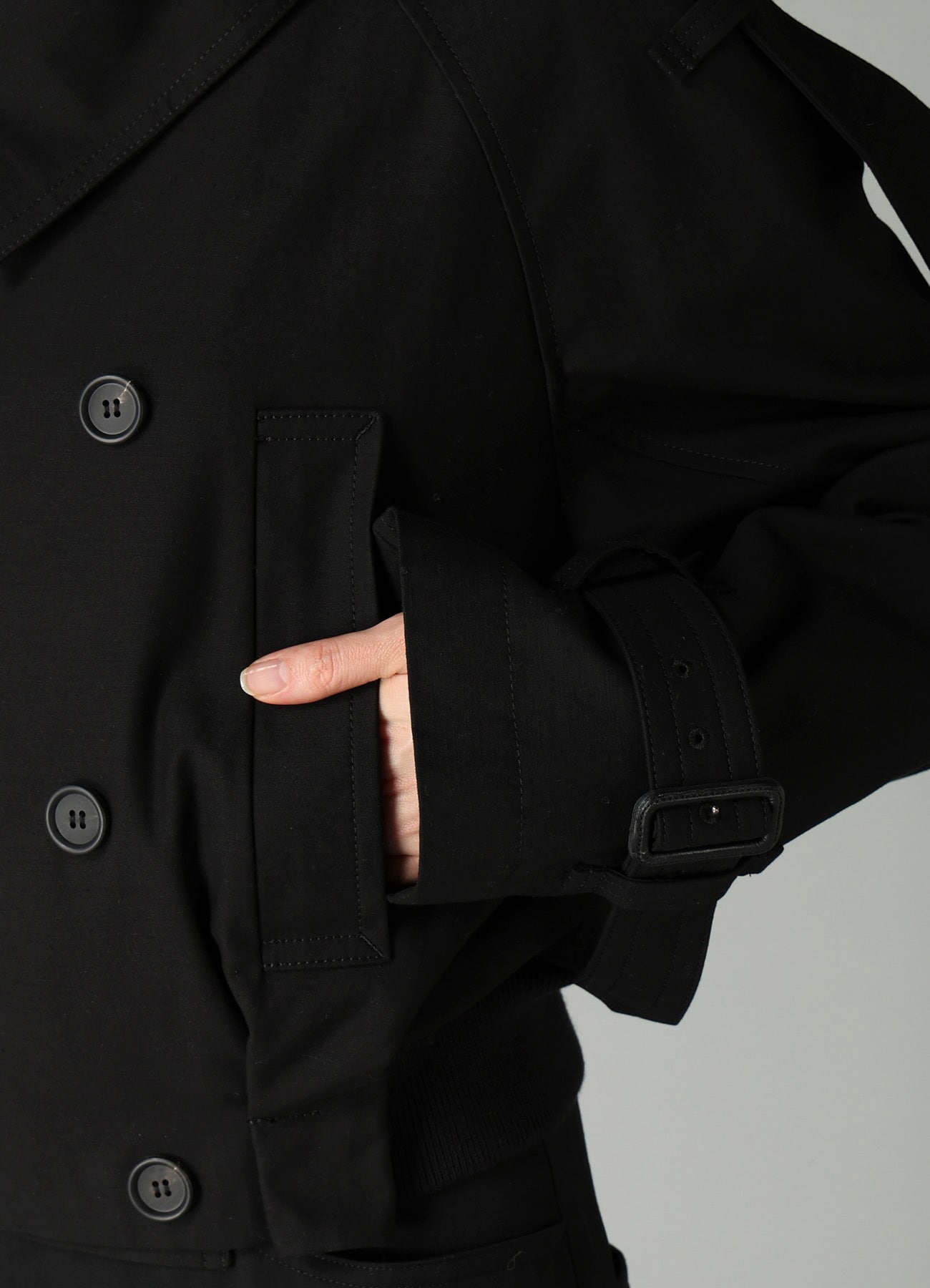 MILITARY BACKSIDE SATIN SHORT TRENCH JACKET