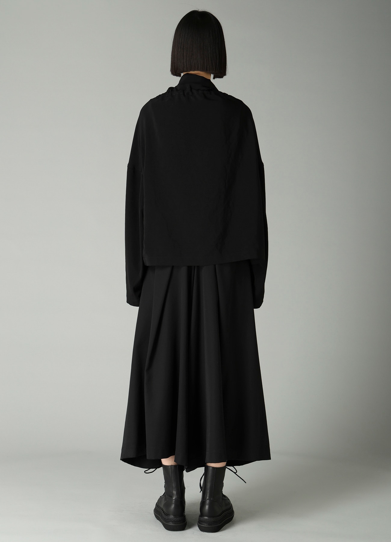 Ta/Pe CREPE DE CHINE SQUARE JACKET