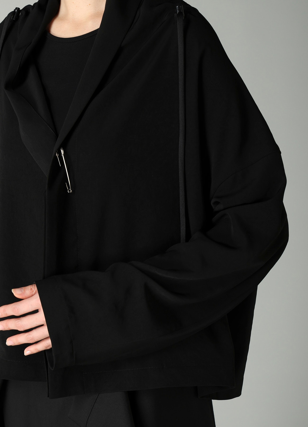 Ta/Pe CREPE DE CHINE SQUARE JACKET