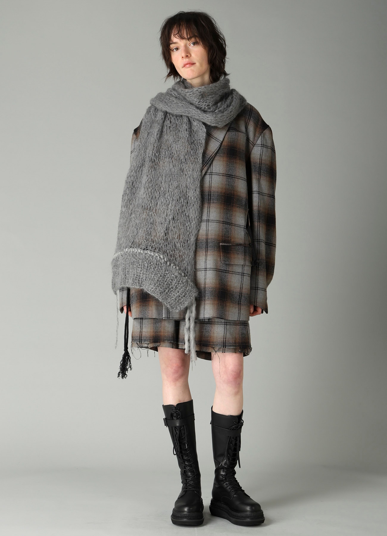 DIAN3 KNITTED STOLE