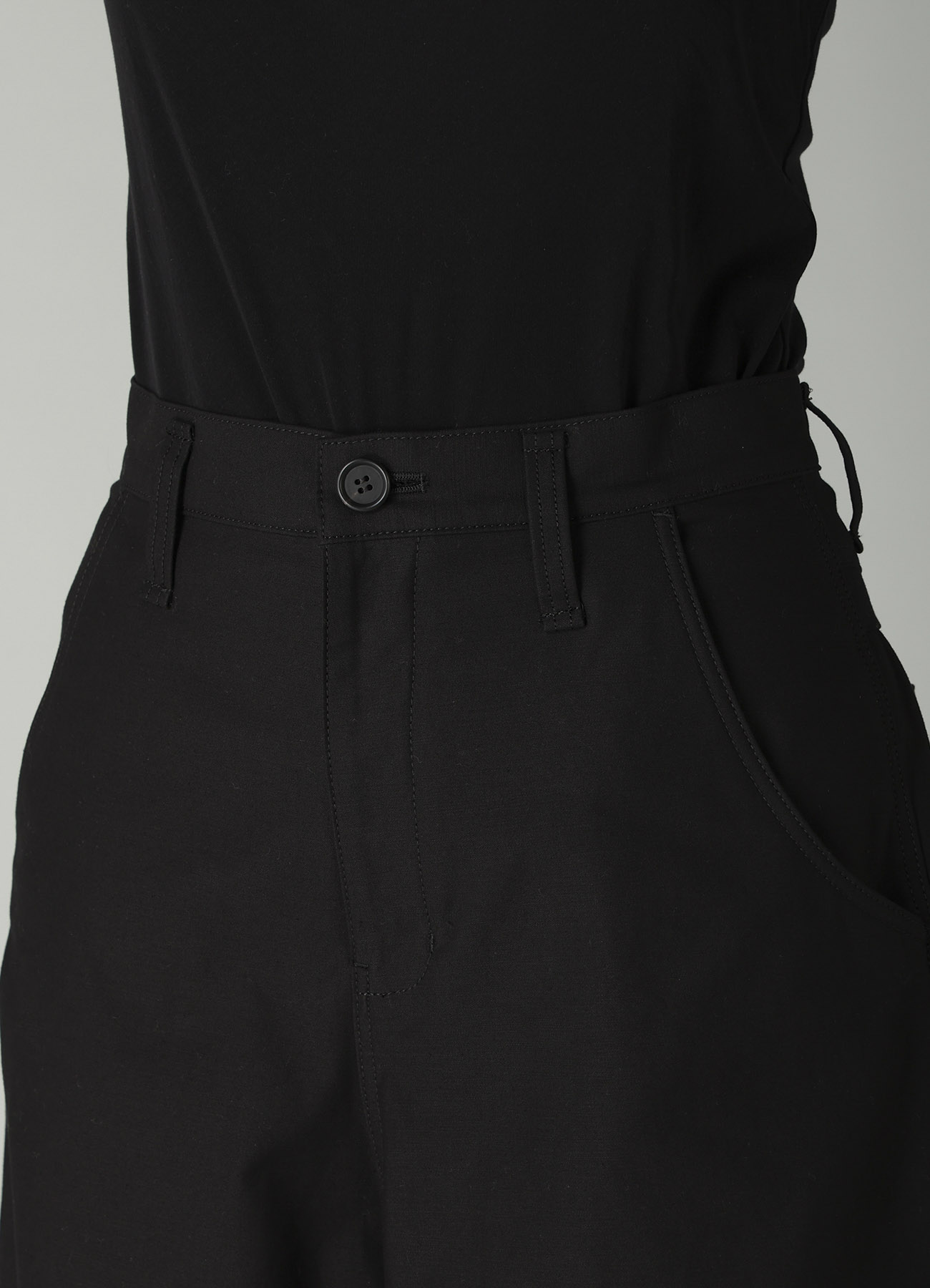 MILITARY BACKSIDE SATIN PAINTER SHORT PANTS