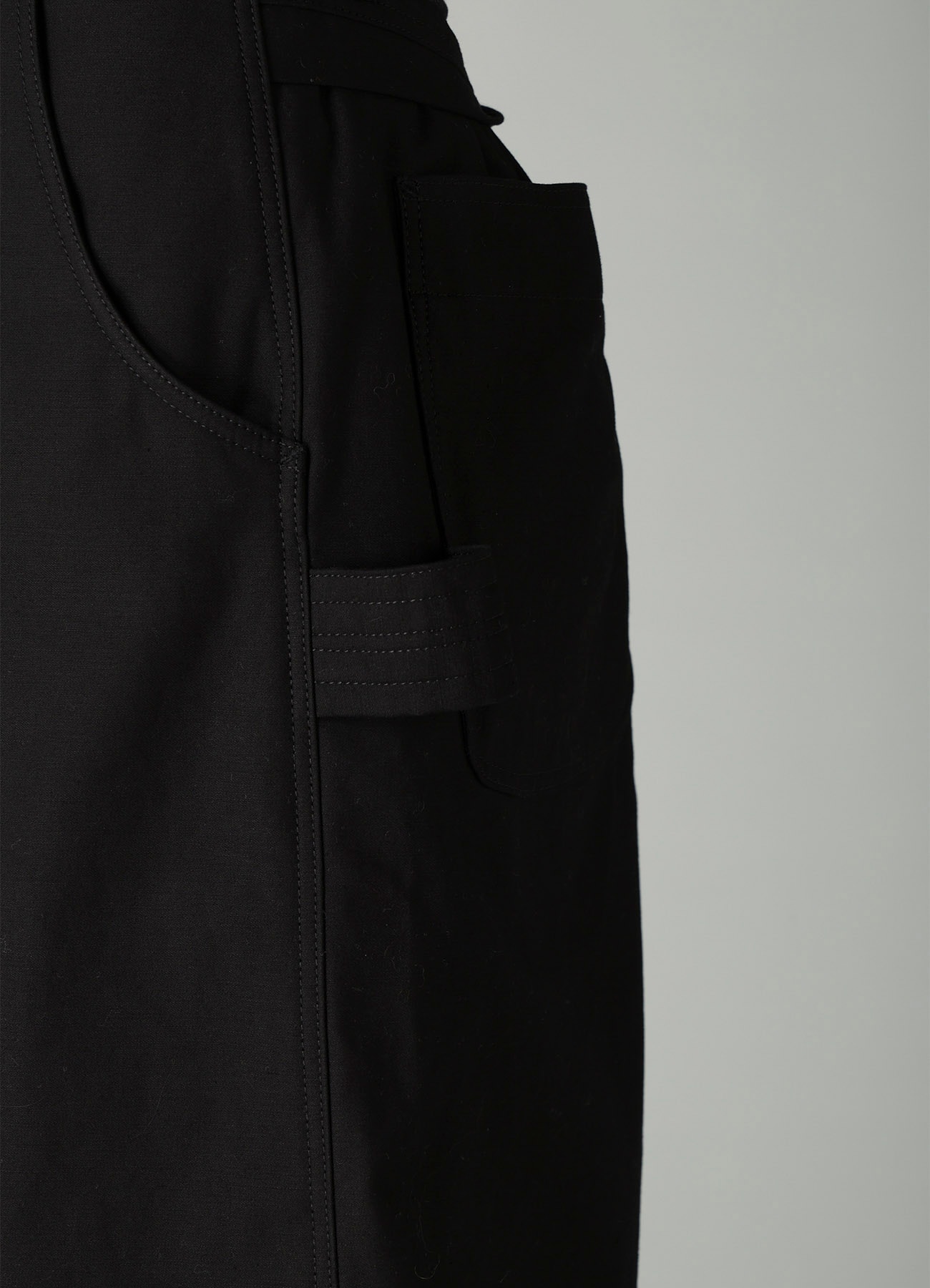 MILITARY BACKSIDE SATIN PAINTER SHORT PANTS