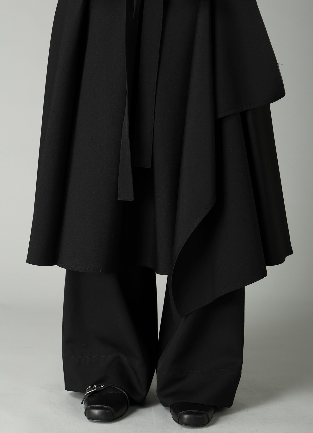GABARDINE TUCK&DRAPE WRAP SKIRT