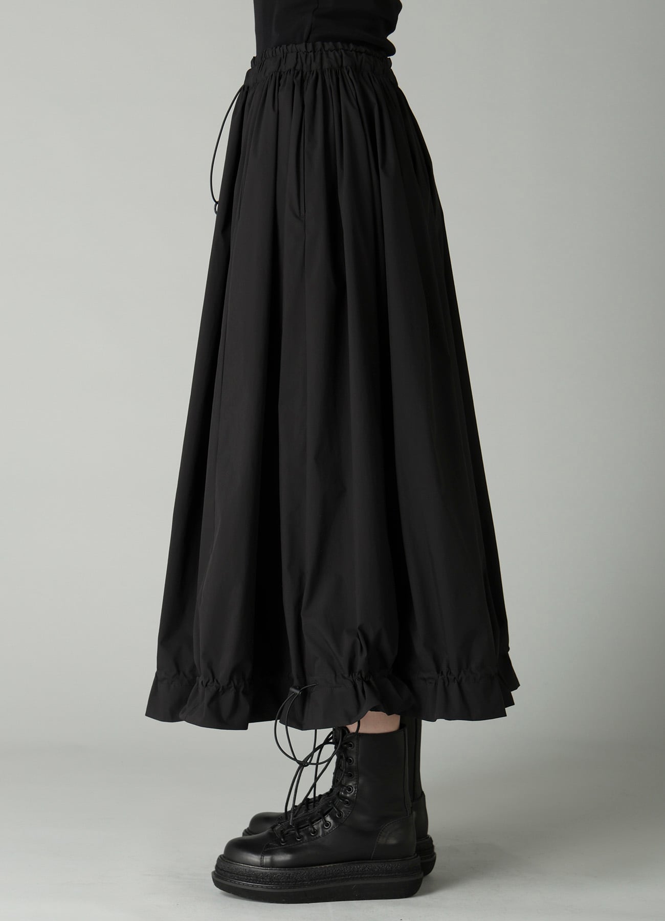 C/Pe WEATHER GATHERED SKIRT