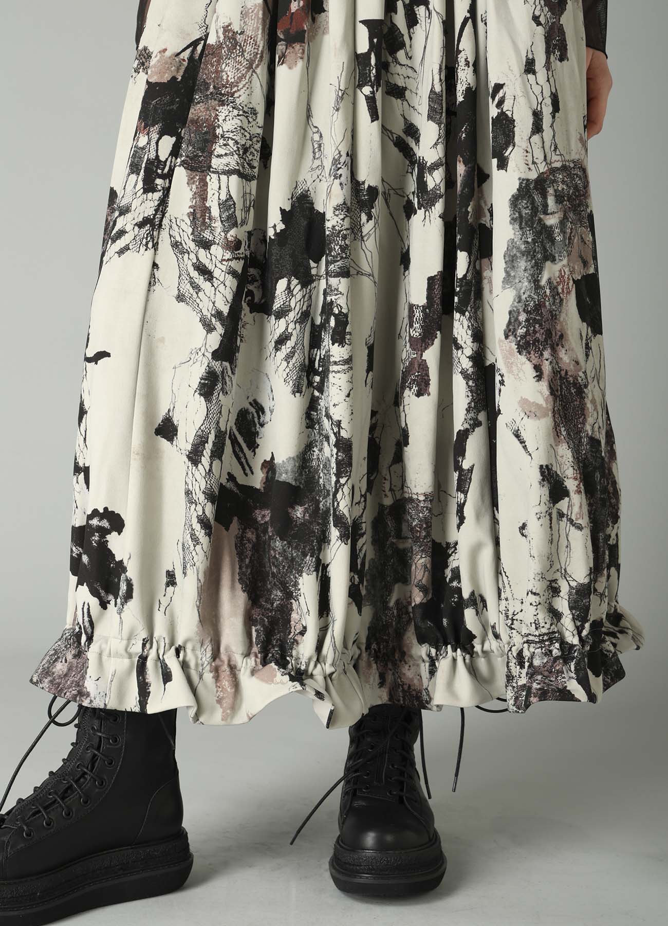 LACE FLOWER PT GATHERED SKIRT