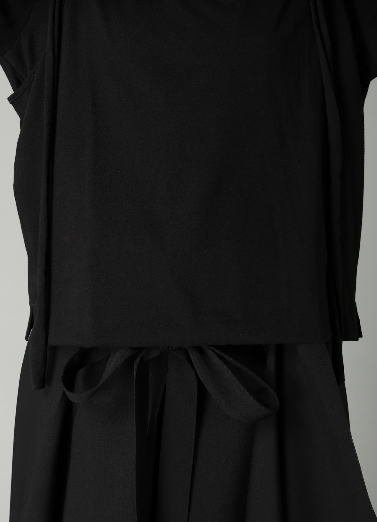 COTTON SINGLE JERSEY STRAP DETAIL T