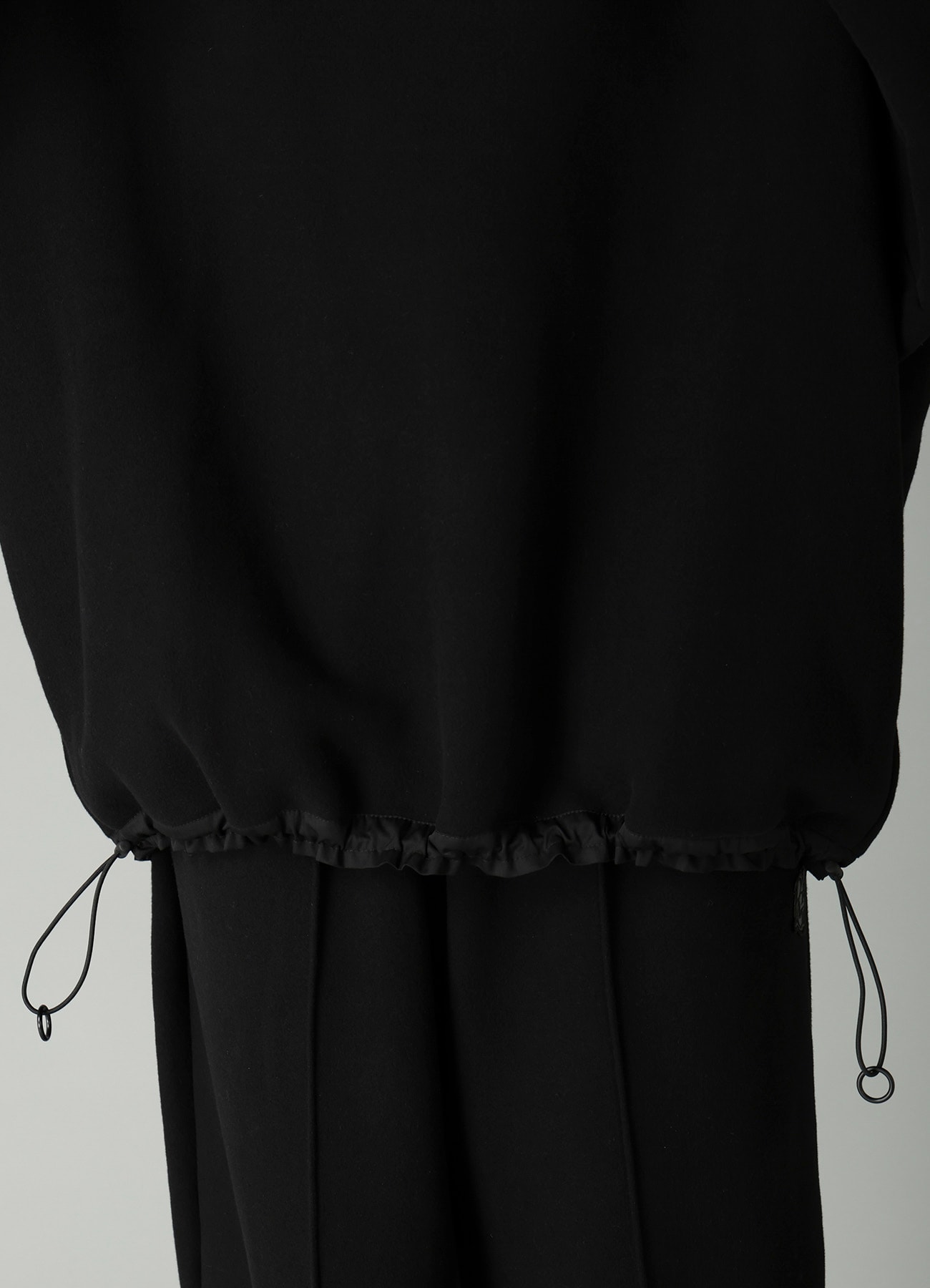 Liy/C BRUSHED FRENCH TERRY PULLOVER HIGHNECK HOODIE