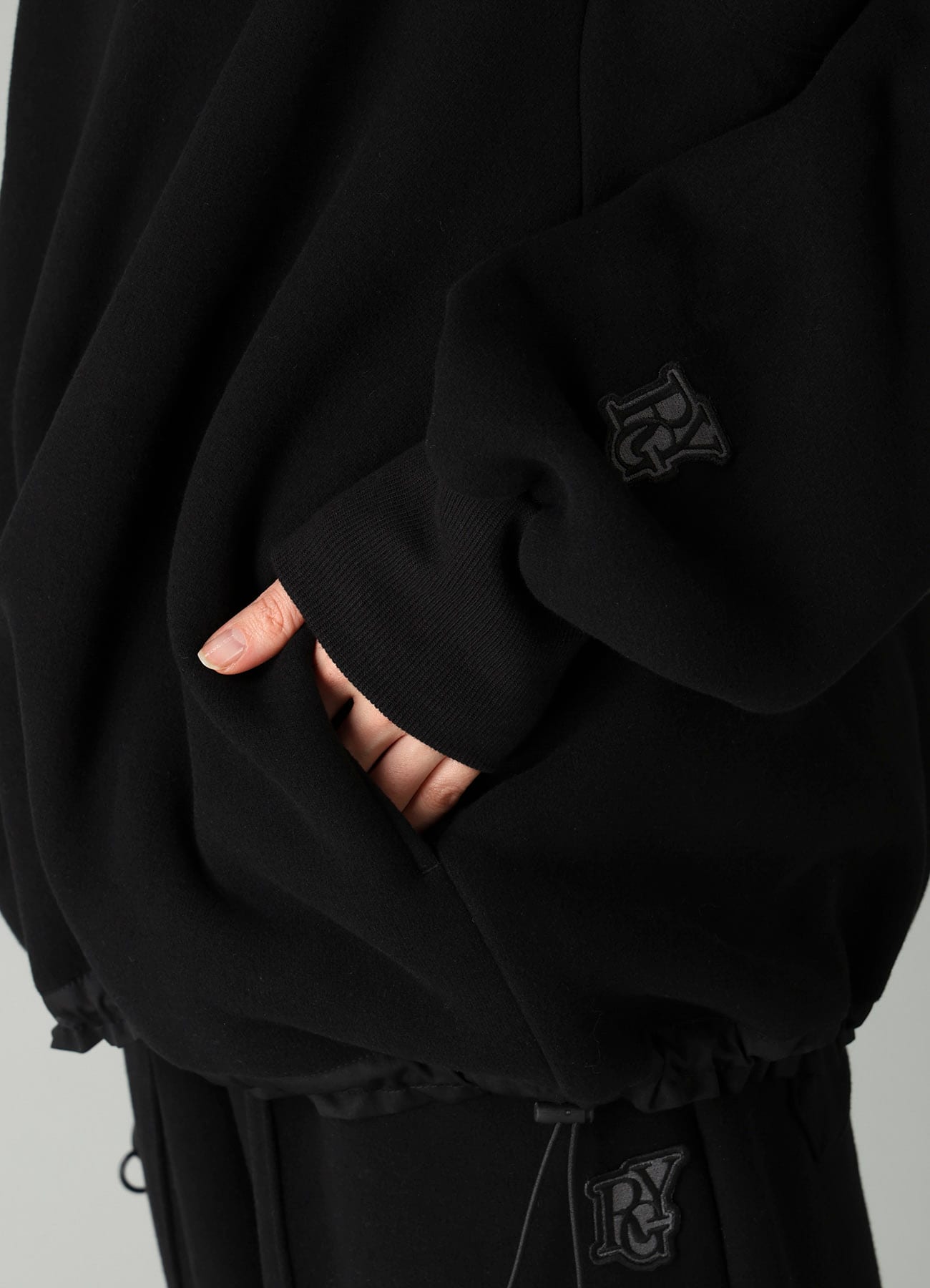 Liy/C BRUSHED FRENCH TERRY PULLOVER HIGHNECK HOODIE
