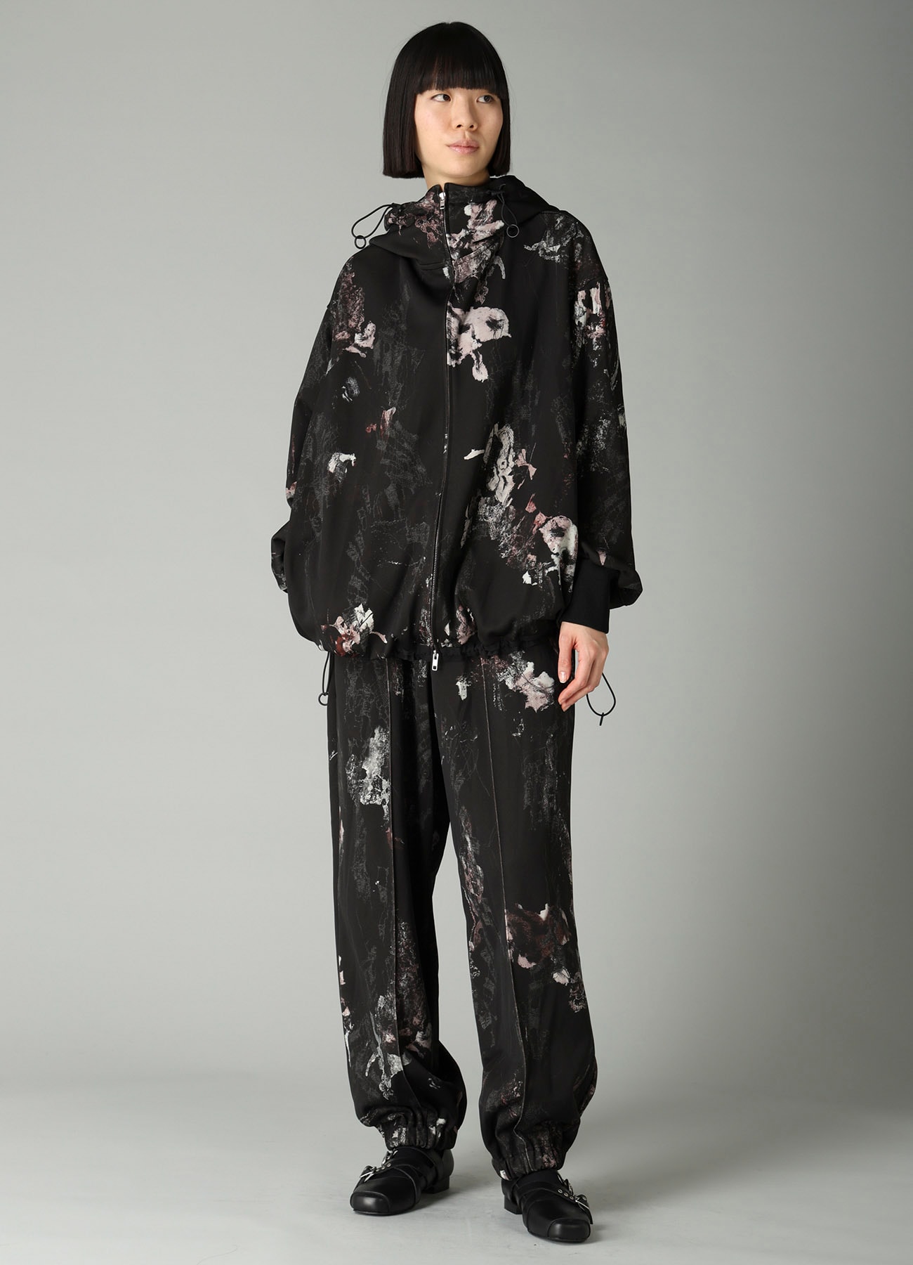 LACE FLOWER PT HIGHNECK HOODIE