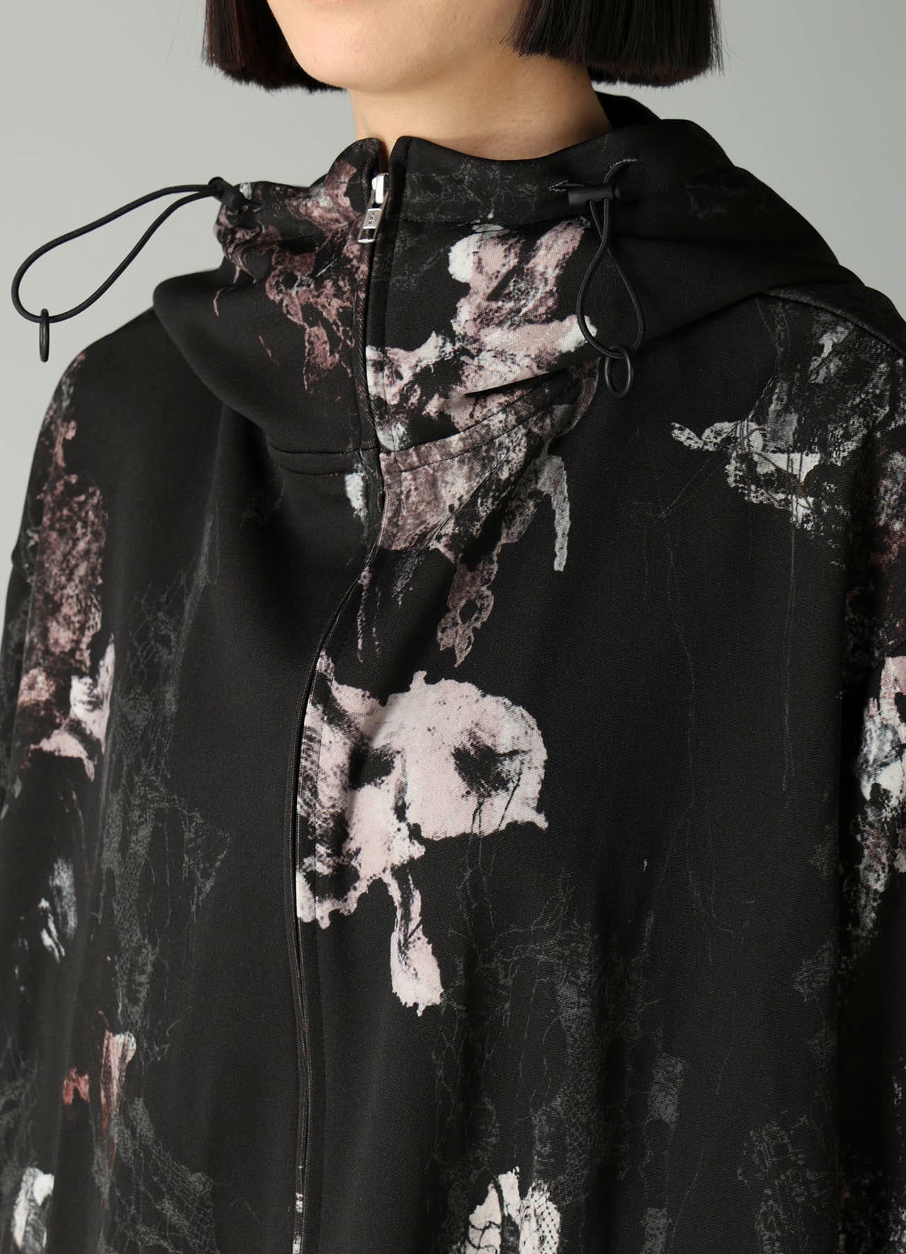 LACE FLOWER PT HIGHNECK HOODIE