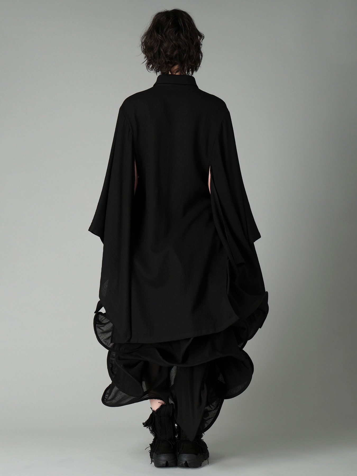 SOFT WOOL KIMONO SLEEVE BLOUSE