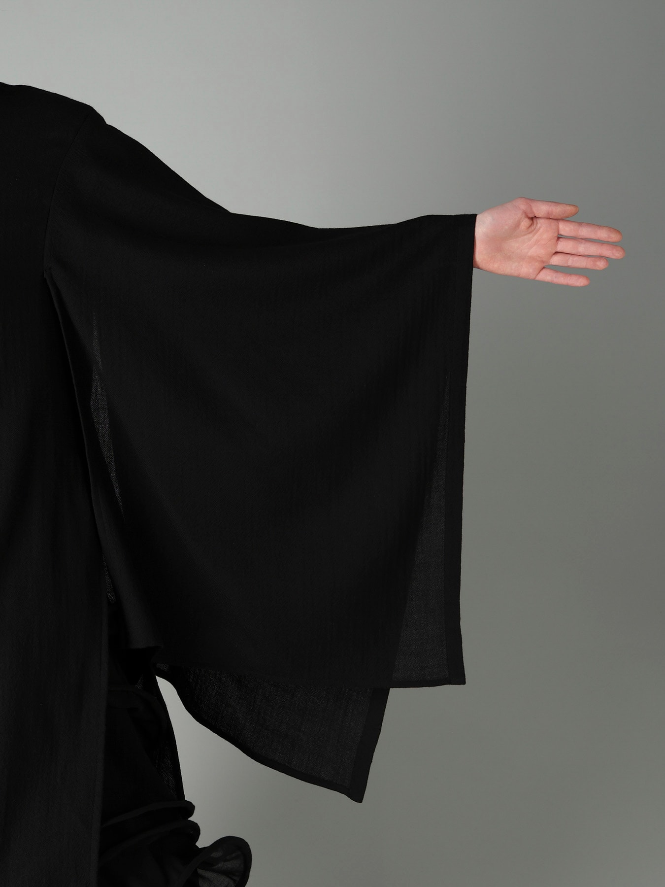 SOFT WOOL KIMONO SLEEVE BLOUSE