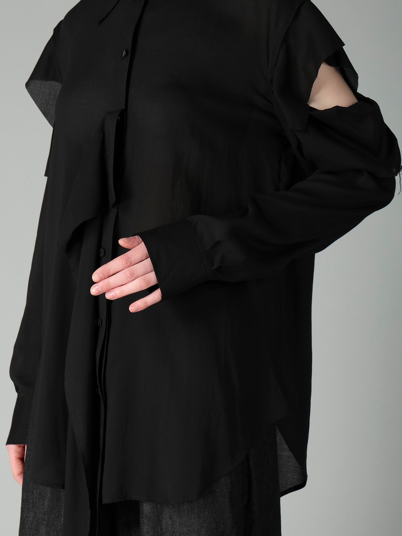 CELLULOSE LAWN O SHOULDER SHIRT