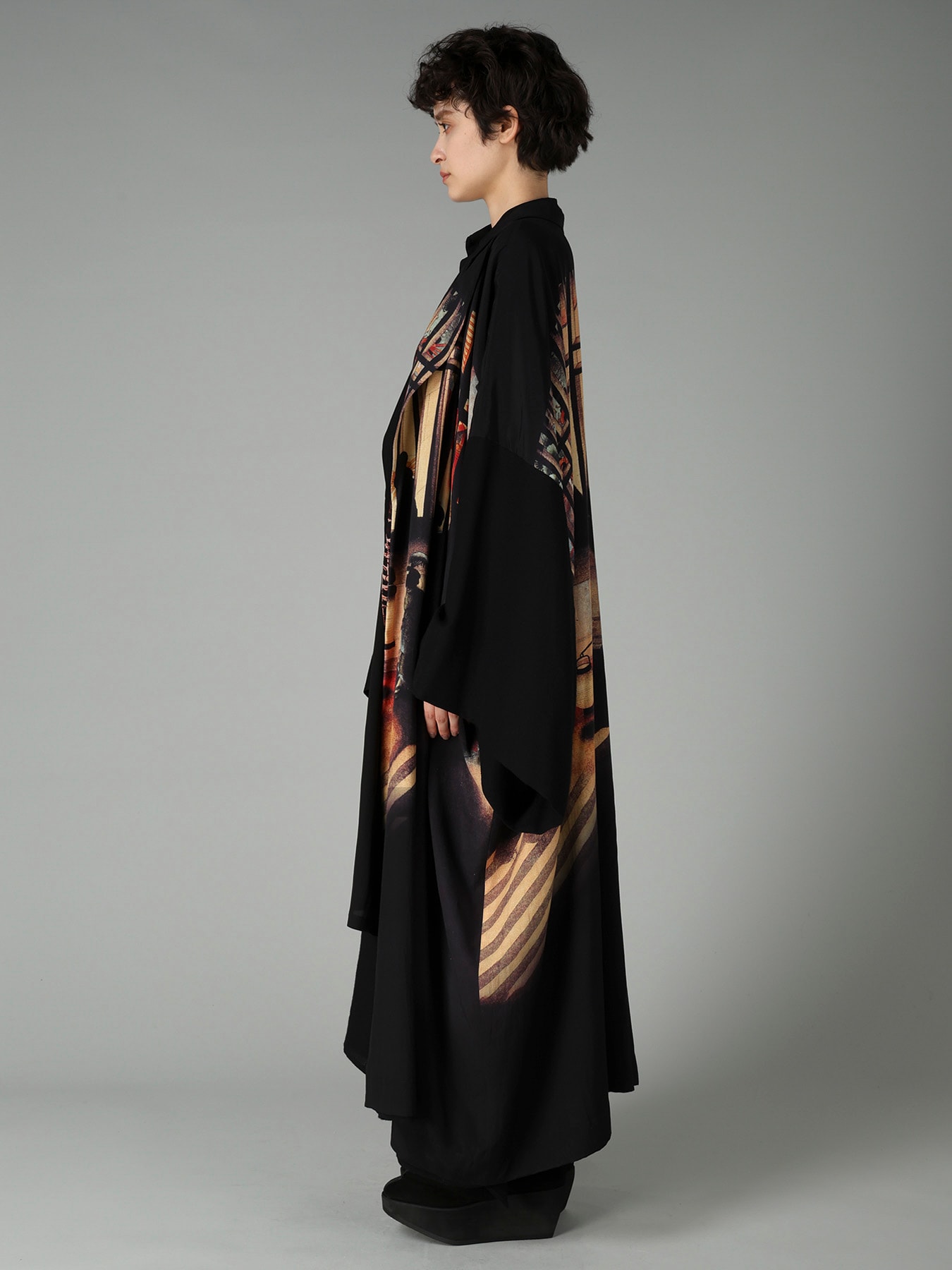 NIGHT SCENE IN YOSHIWARA PEAKED LAPEL CARDIGAN