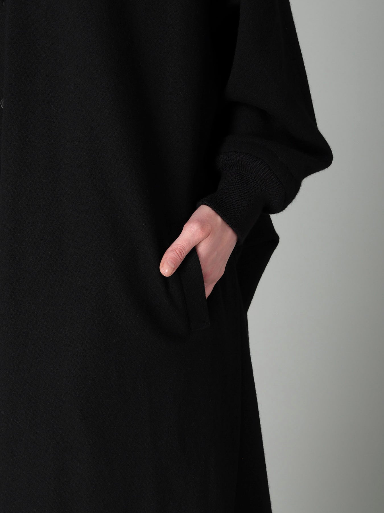 SOFT WOOLEN 1/14 SINGLE HOODED RAGLAN SLV DRESS