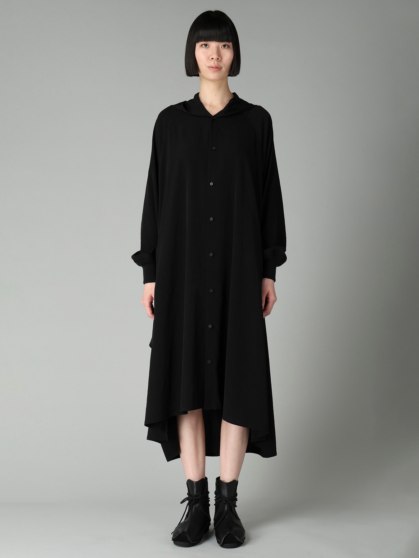 Ta/Pe CREPE DE CHINE HOODED RAGLAN SLV DRESS