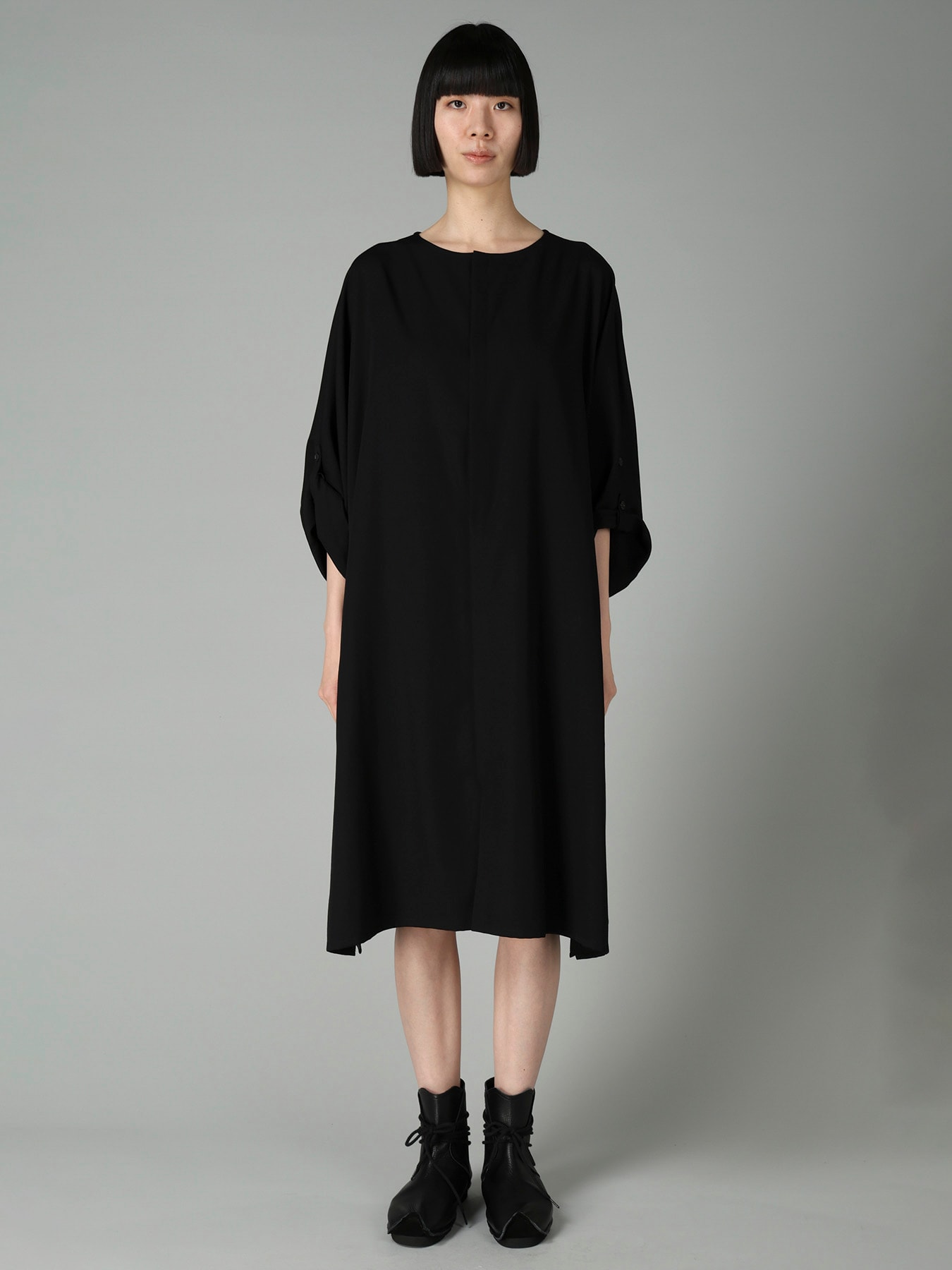 GABARDINE ROUND NECK DRESS