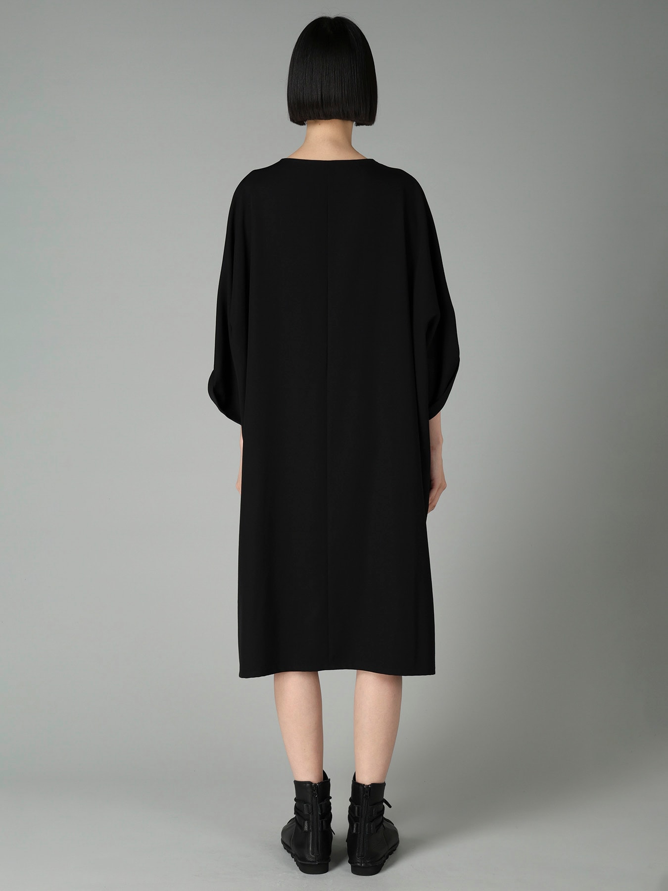 GABARDINE ROUND NECK DRESS