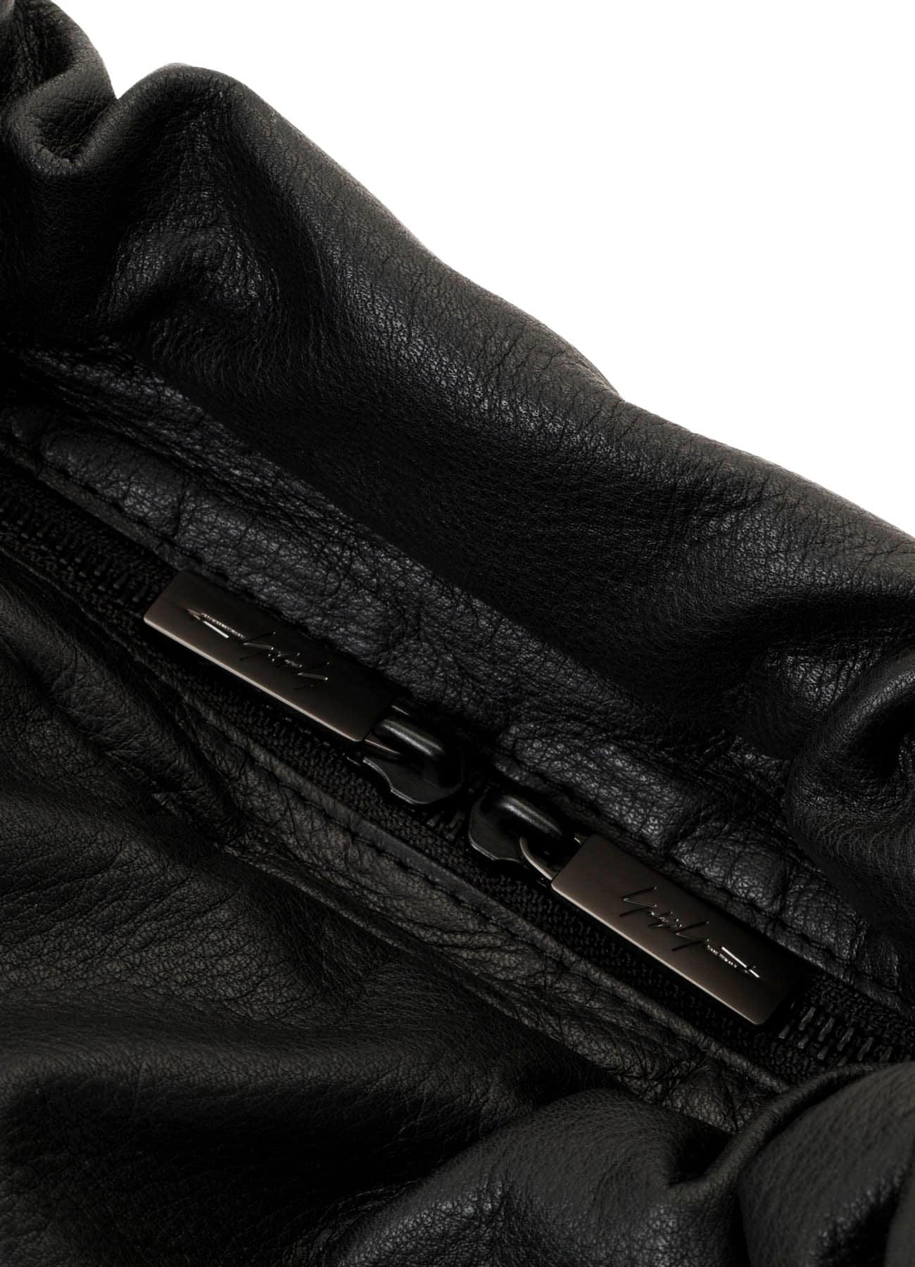 GARMENT LEATHER DUMPLING BAG S
