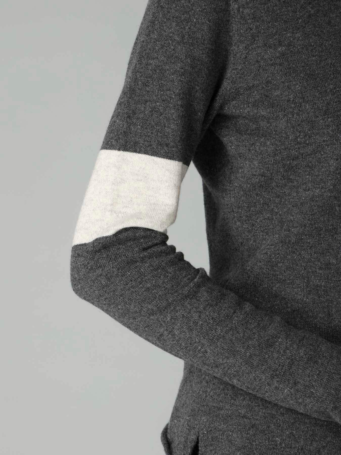 EMBROIDERY LINE YY SIGNATURE HIGHNECK PO