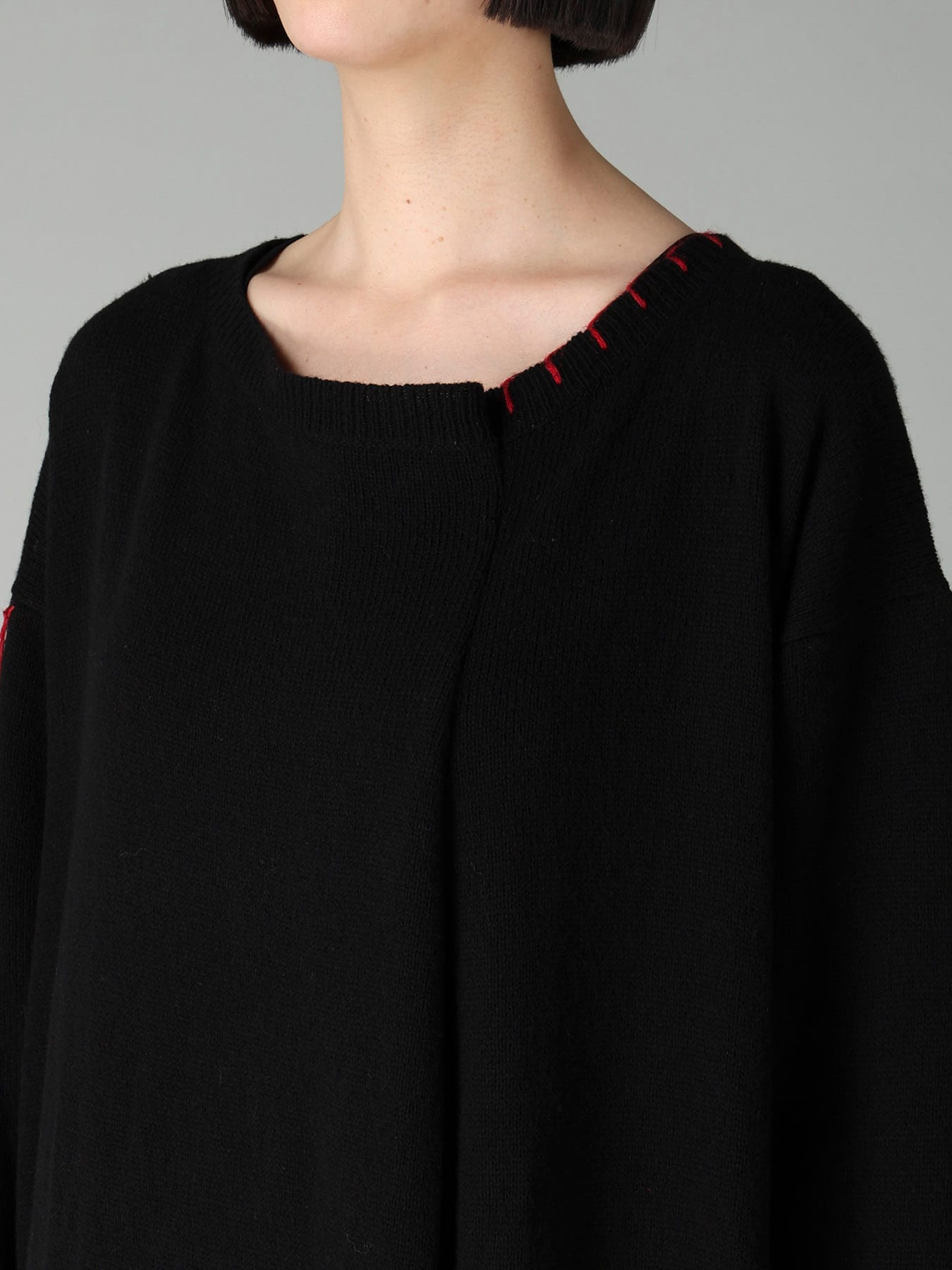 RIB EBROIDERY PULLOVER