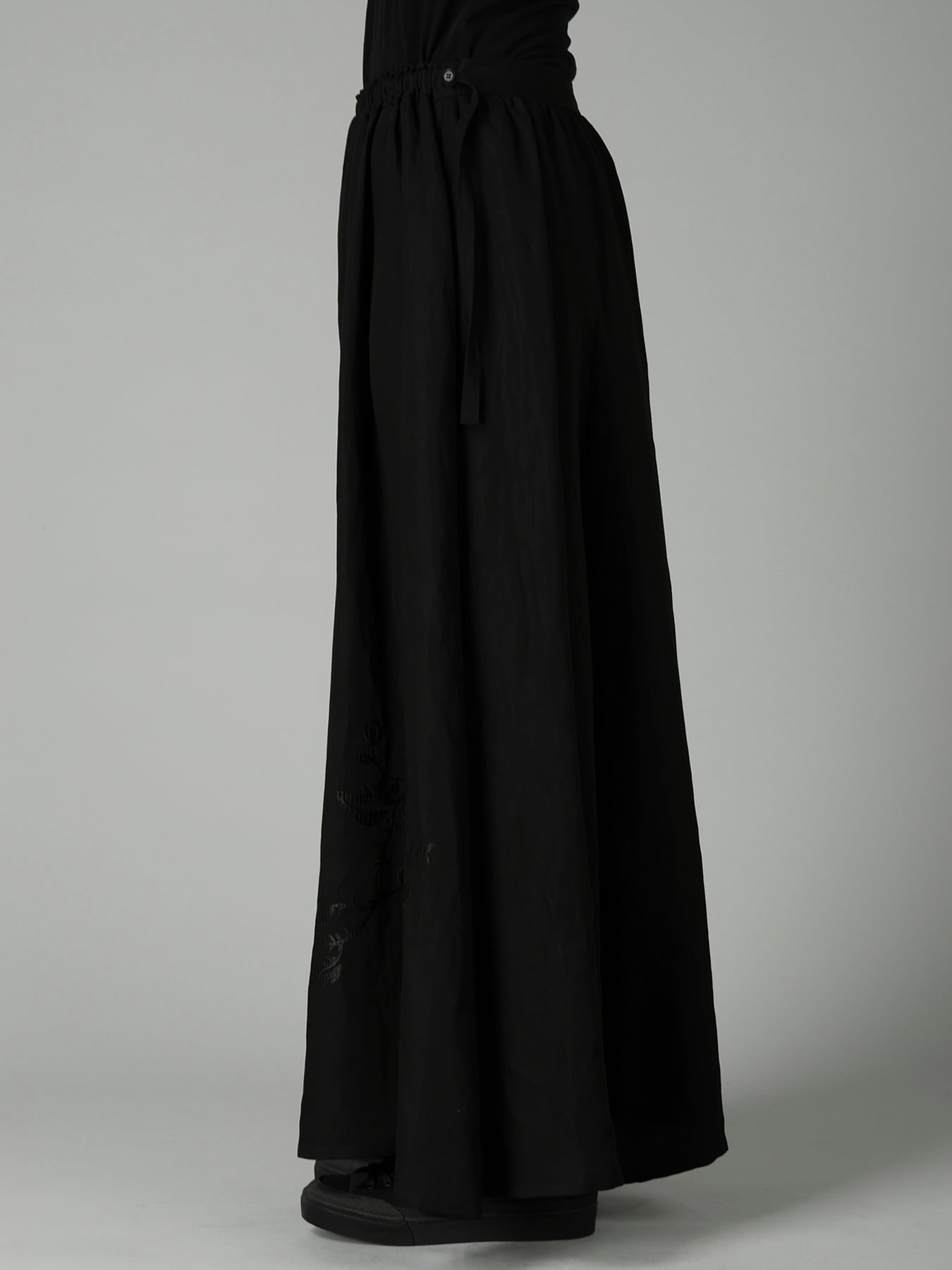 Li/Cu TWILL GATHERED SKIRT PANTS