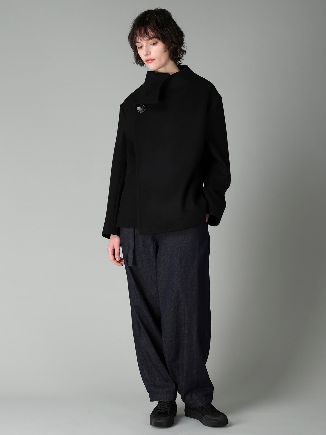 8OZ UNEVEN YARN DENIM B W BELT DETAIL PANTS