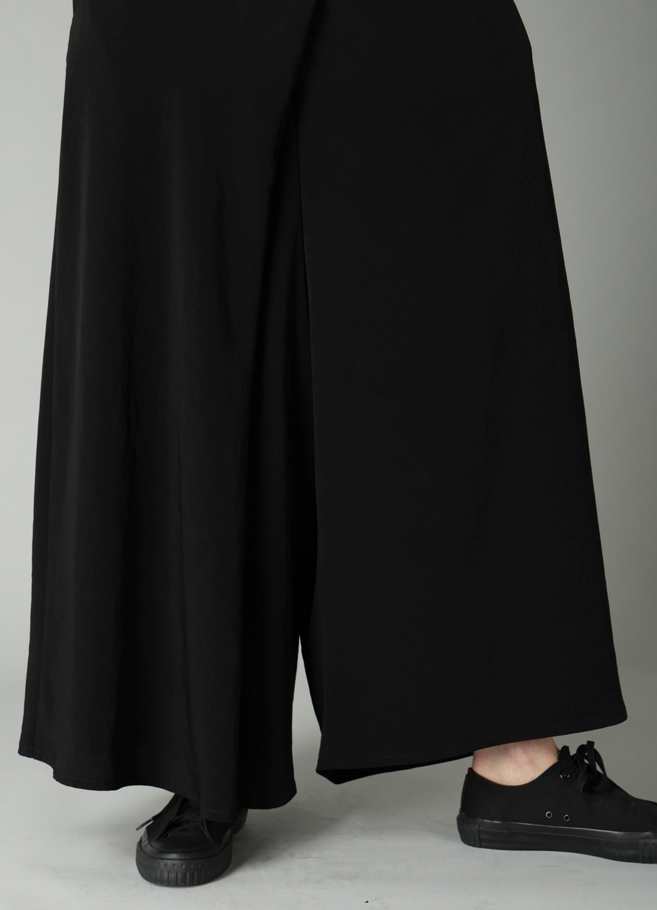 Ta/Pe CREPE DE CHINE R WRAP SKIRT PANTS B