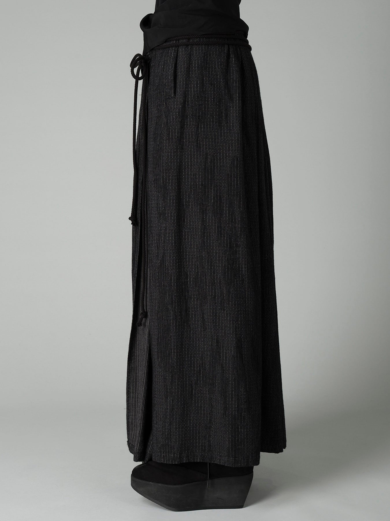 DOUBLE LAYER STRIPE GATHERED WRAP SKIRT
