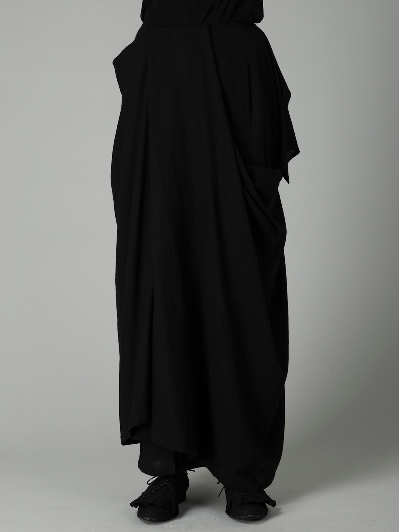 SOFT WOOL R SLIT LAYERED SKIRT