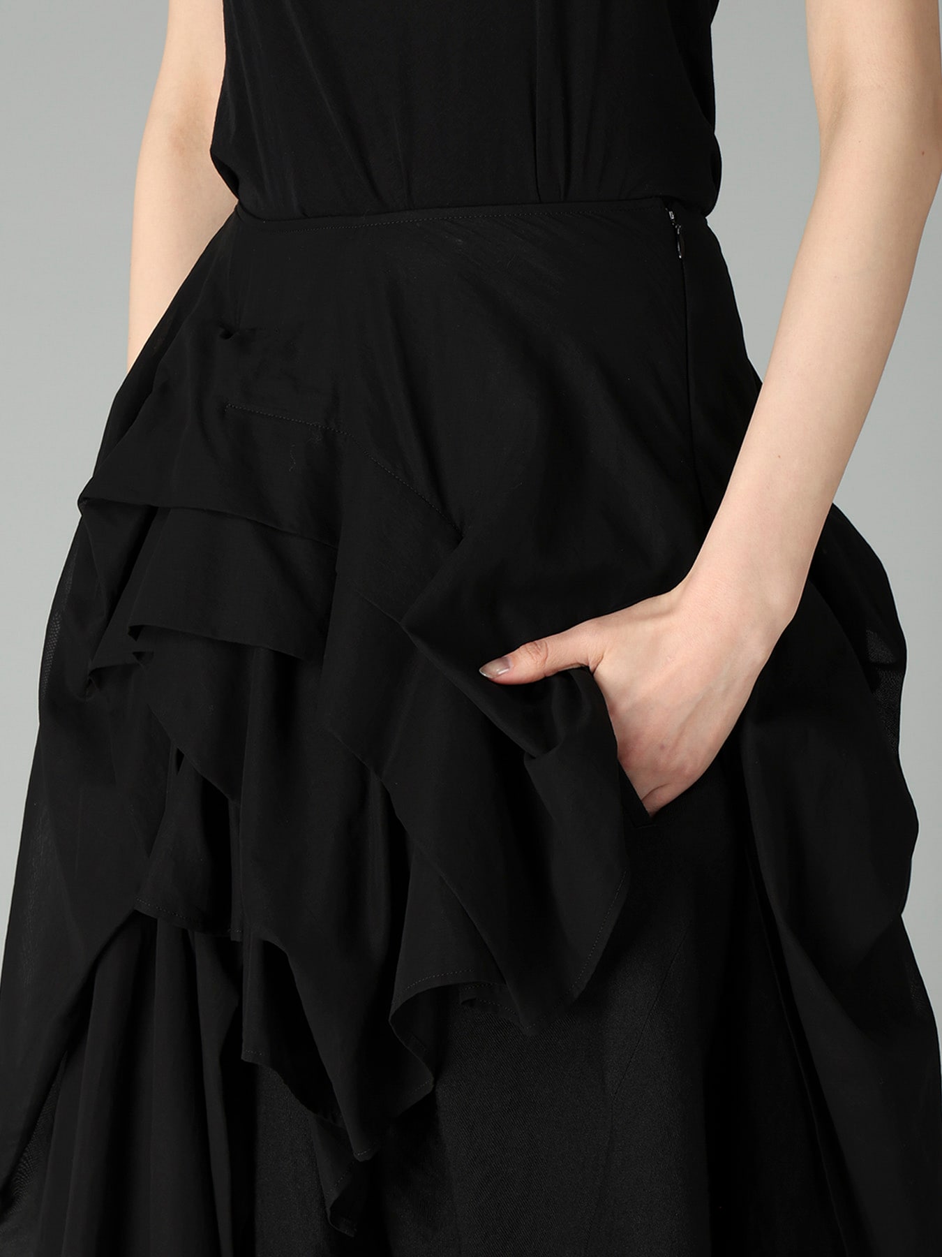 W/Li TWILL TUCKED VOLUMINOUS SKIRT