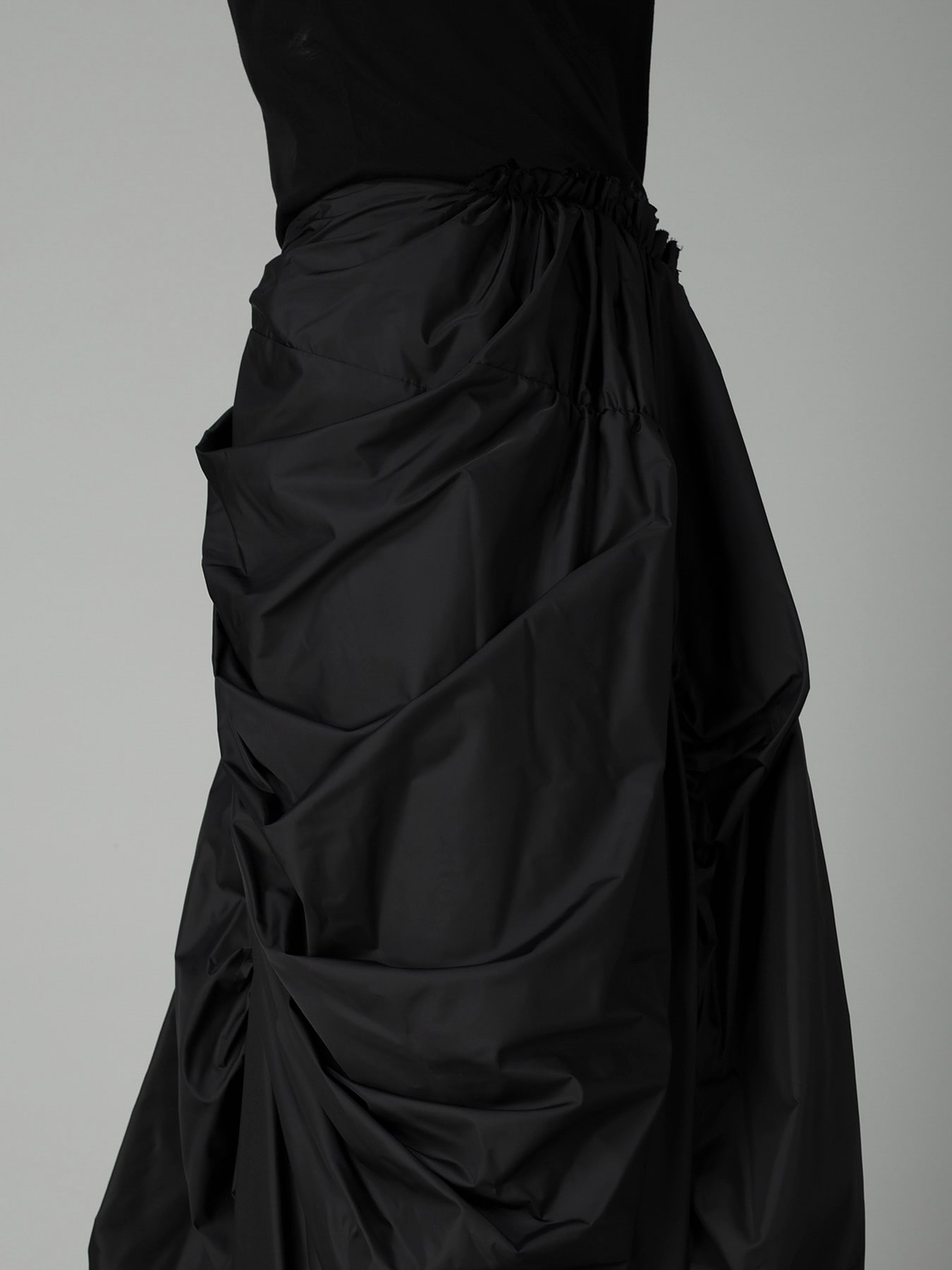 Ny TAFFETA PANELED GATHER SKIRT