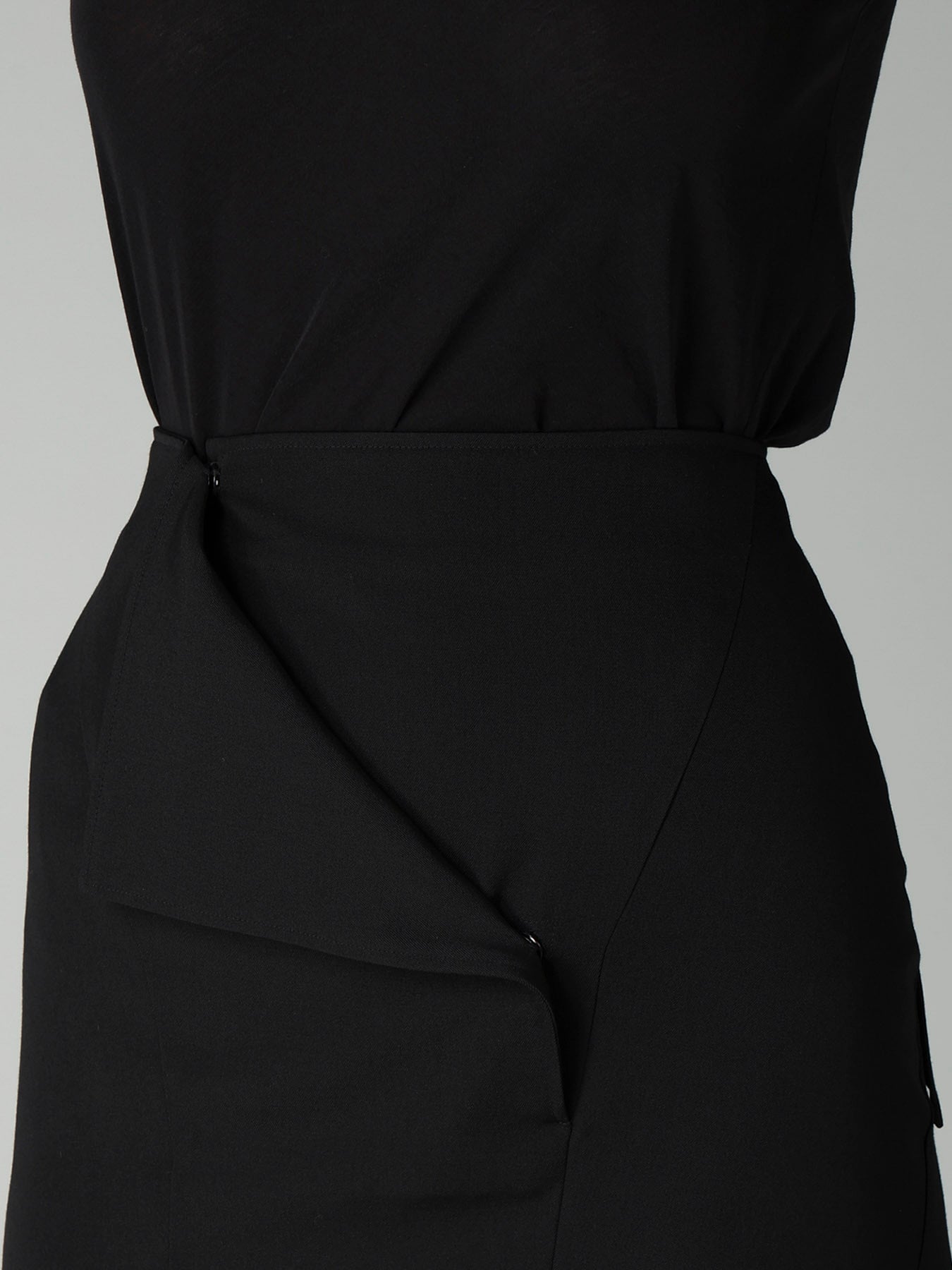 GABARDINE B DRAPED HIGH-WAIST SKIRT