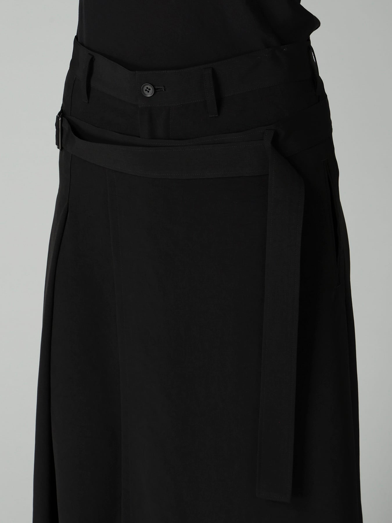 Ta/Pe CREPE DE CHINE R PLEATS DOUBLE LAYERED SKIRT