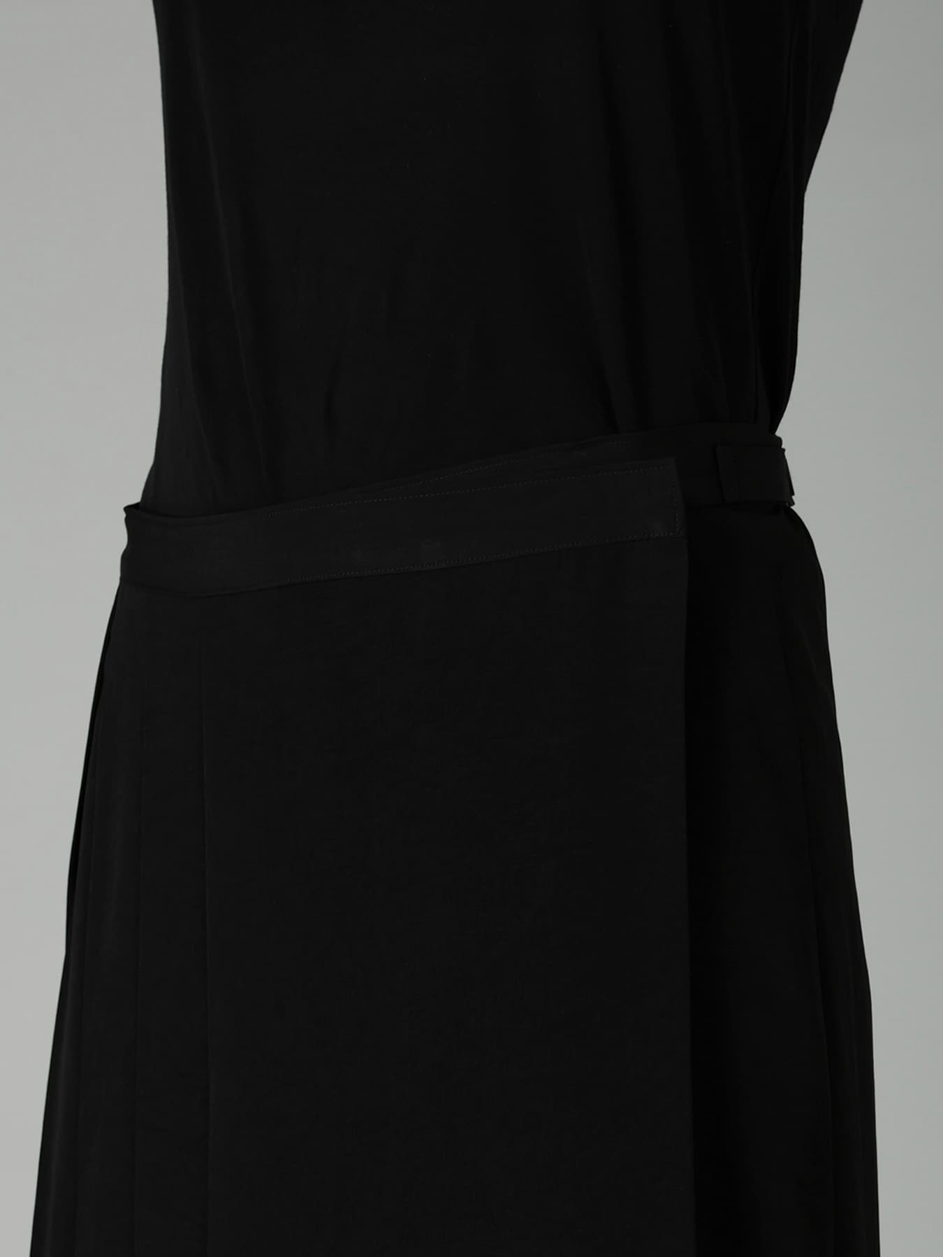Ta/Pe CREPE DE CHINE R PLEATS WRAP SKIRT