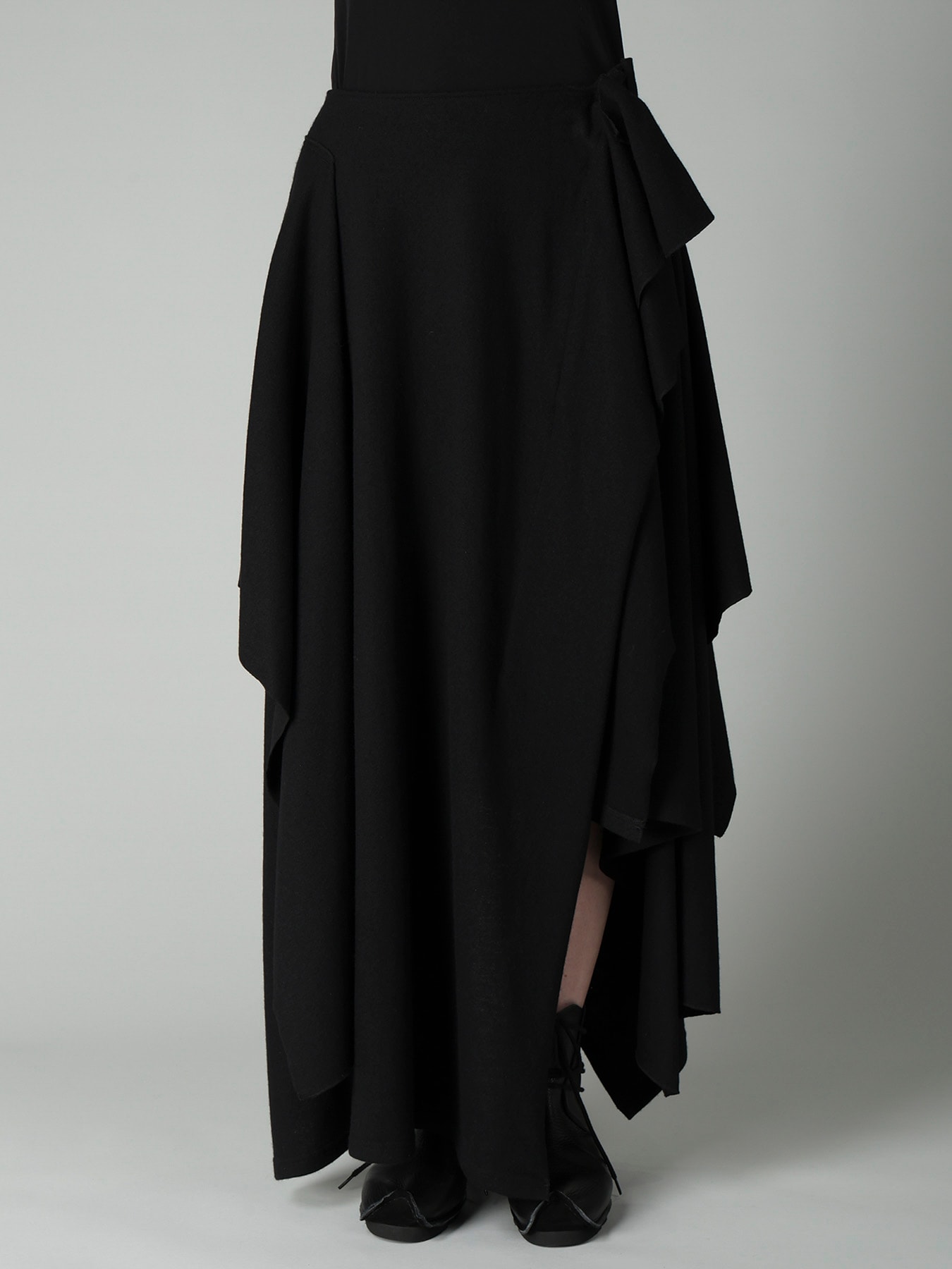 SOFT WOOLEN 1/14 SINGLE DRAPED SKIRT