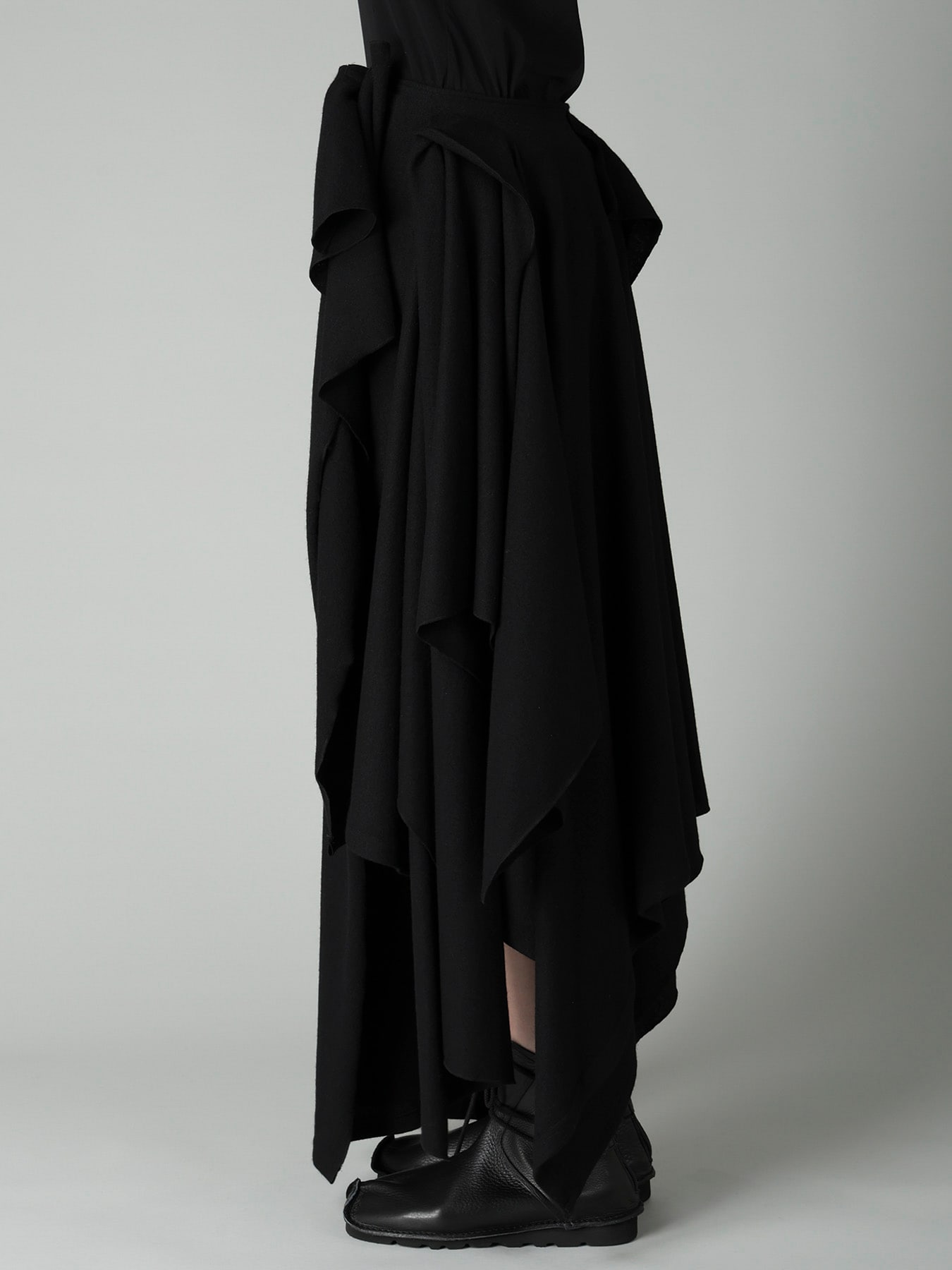 SOFT WOOLEN 1/14 SINGLE DRAPED SKIRT