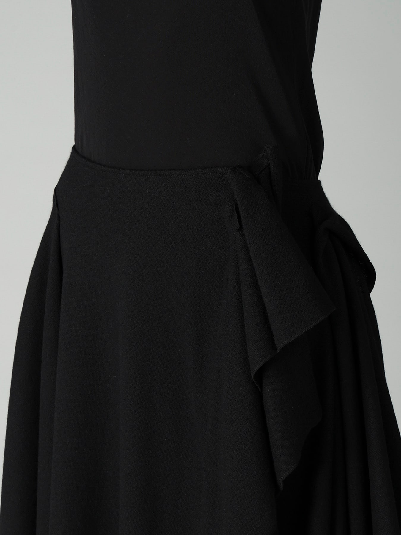 SOFT WOOLEN 1/14 SINGLE DRAPED SKIRT