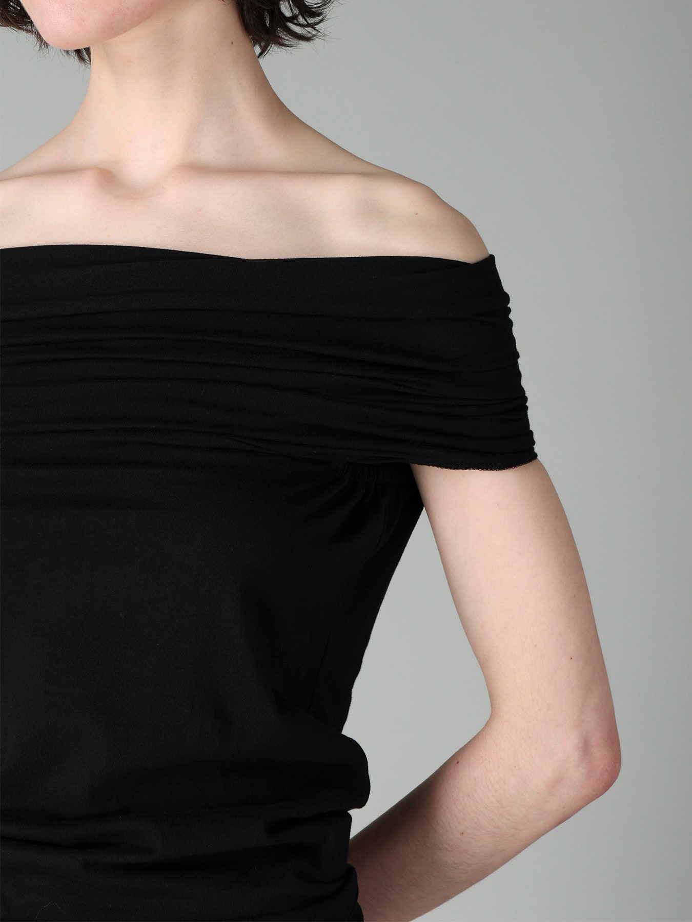 30/-COTTON SINGLE JERSEY OFF-SHOULDER TOP