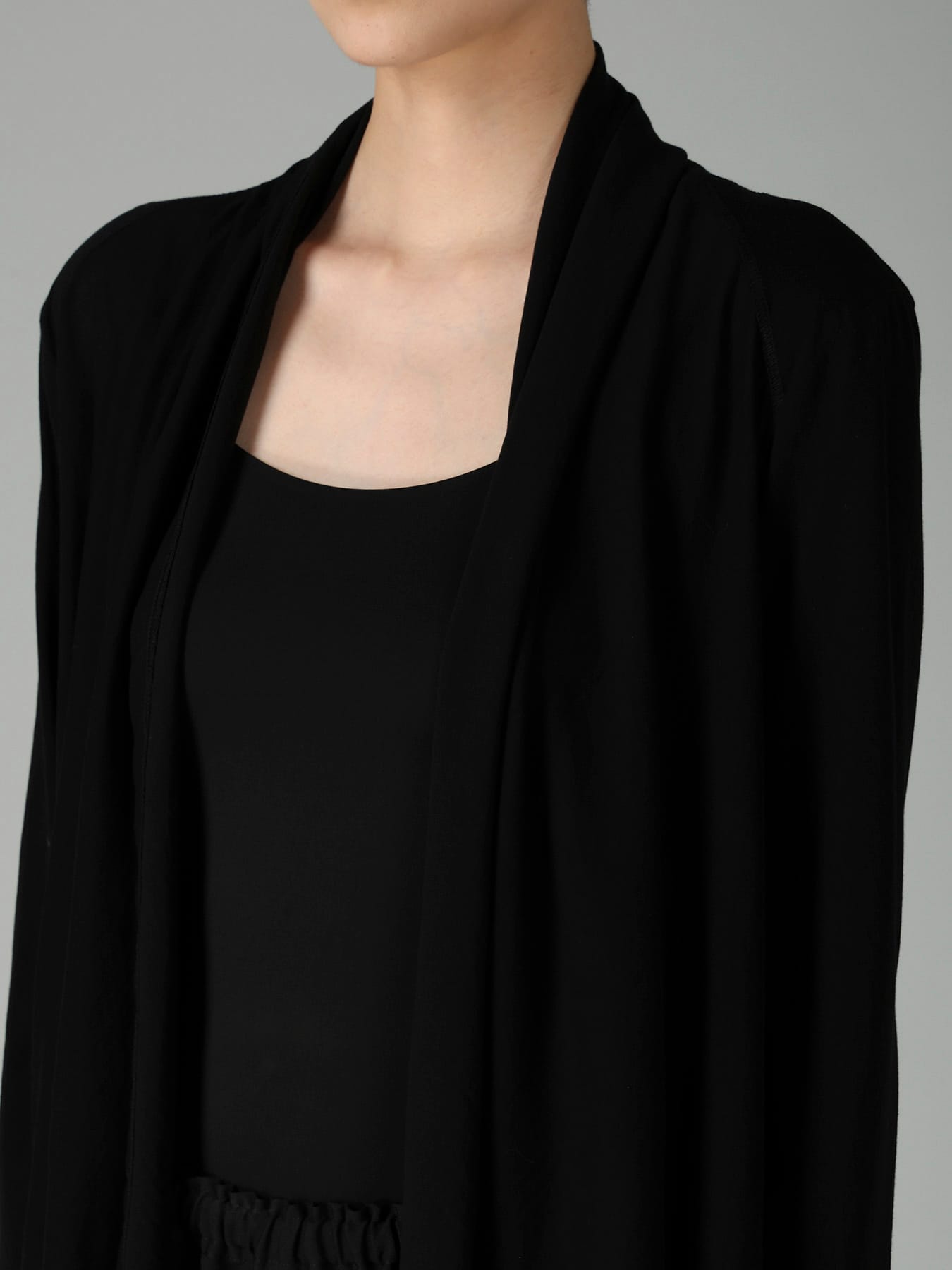 HIGH TWISTED SINGLE JERSEY SHOULDER GUSSET CARDIGAN