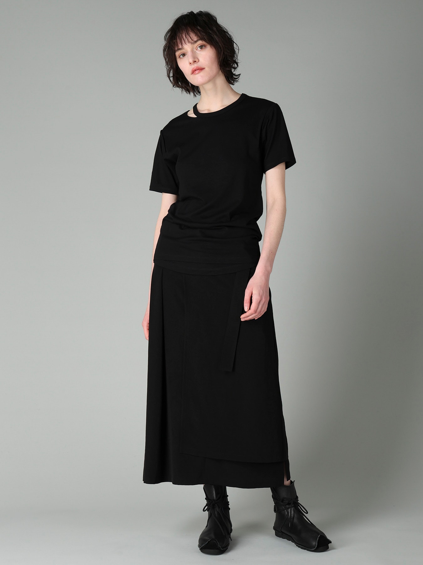 30/-COTTON VISCOSE SINGLE SLIT DETAIL SHORT SLV T