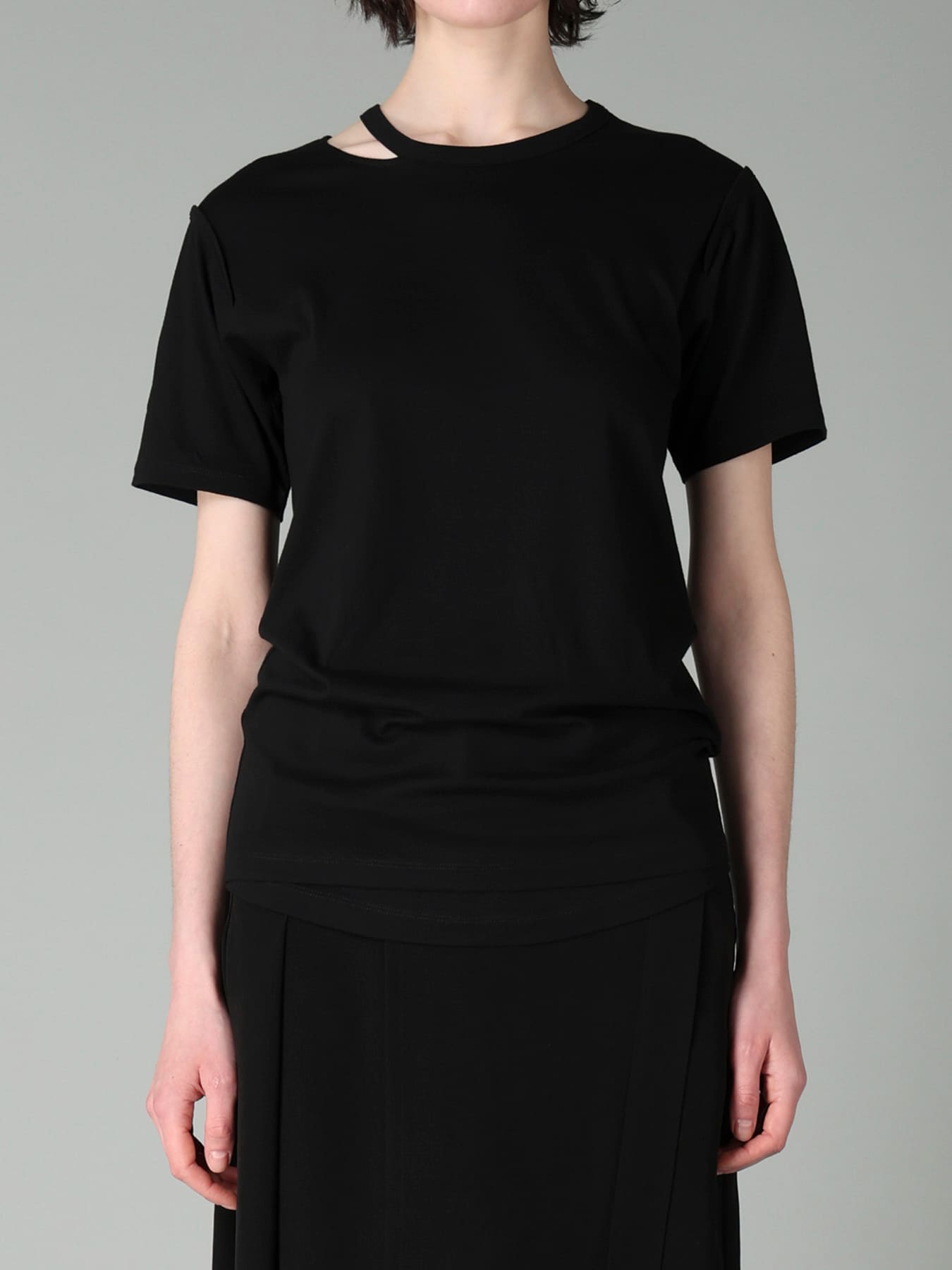 30/-COTTON VISCOSE SINGLE SLIT DETAIL SHORT SLV T