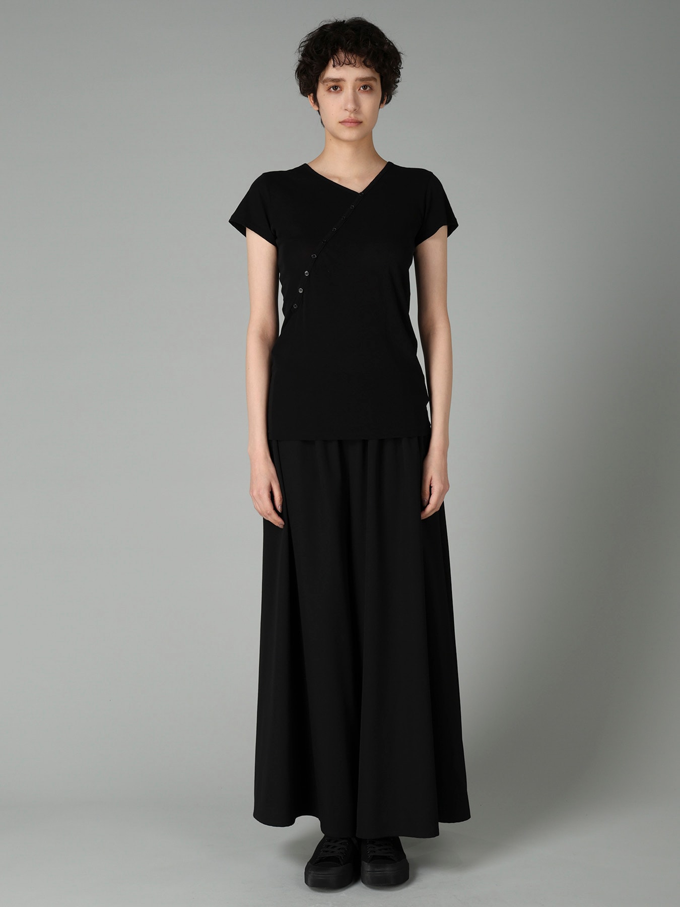 HIGH TWISTED SINGLE JERSEY DIGONAL BUTTON SHORT SLV T