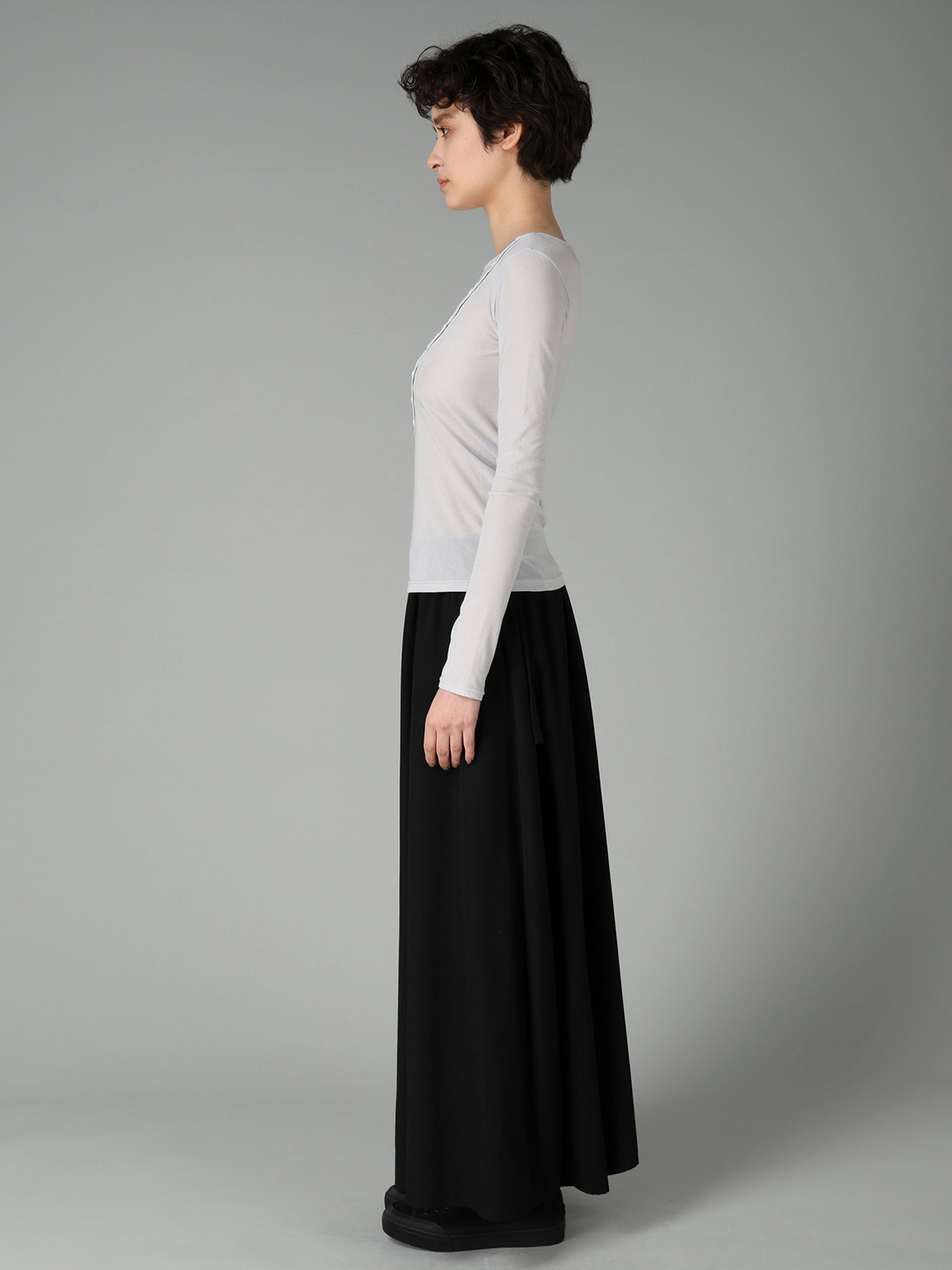 HIGH TWISTED SINGLE JERSEY DIGONAL BUTTON LONG SLV T