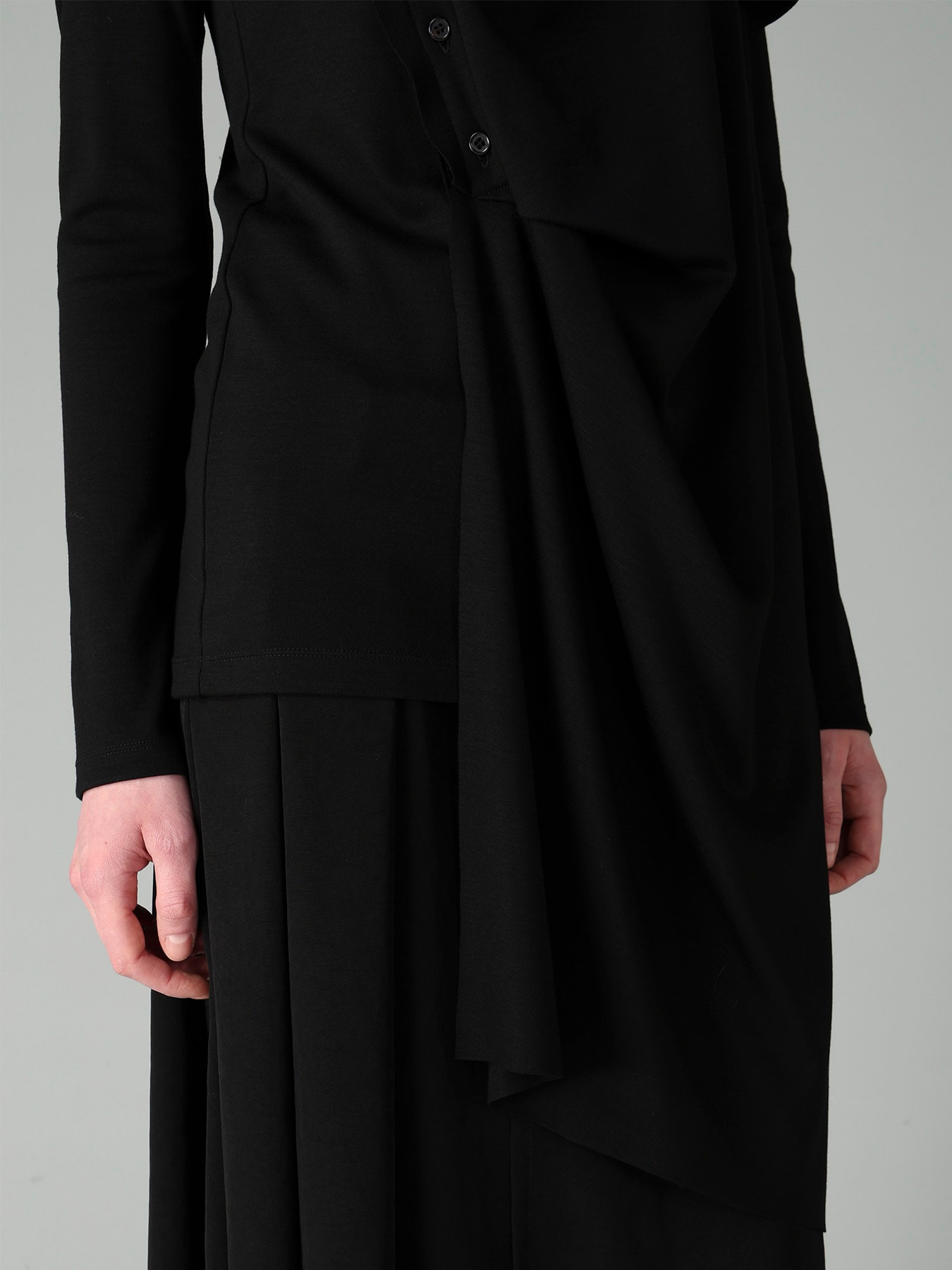 WOOL SMOOTH INTERLOCK STRAP LAYERED T
