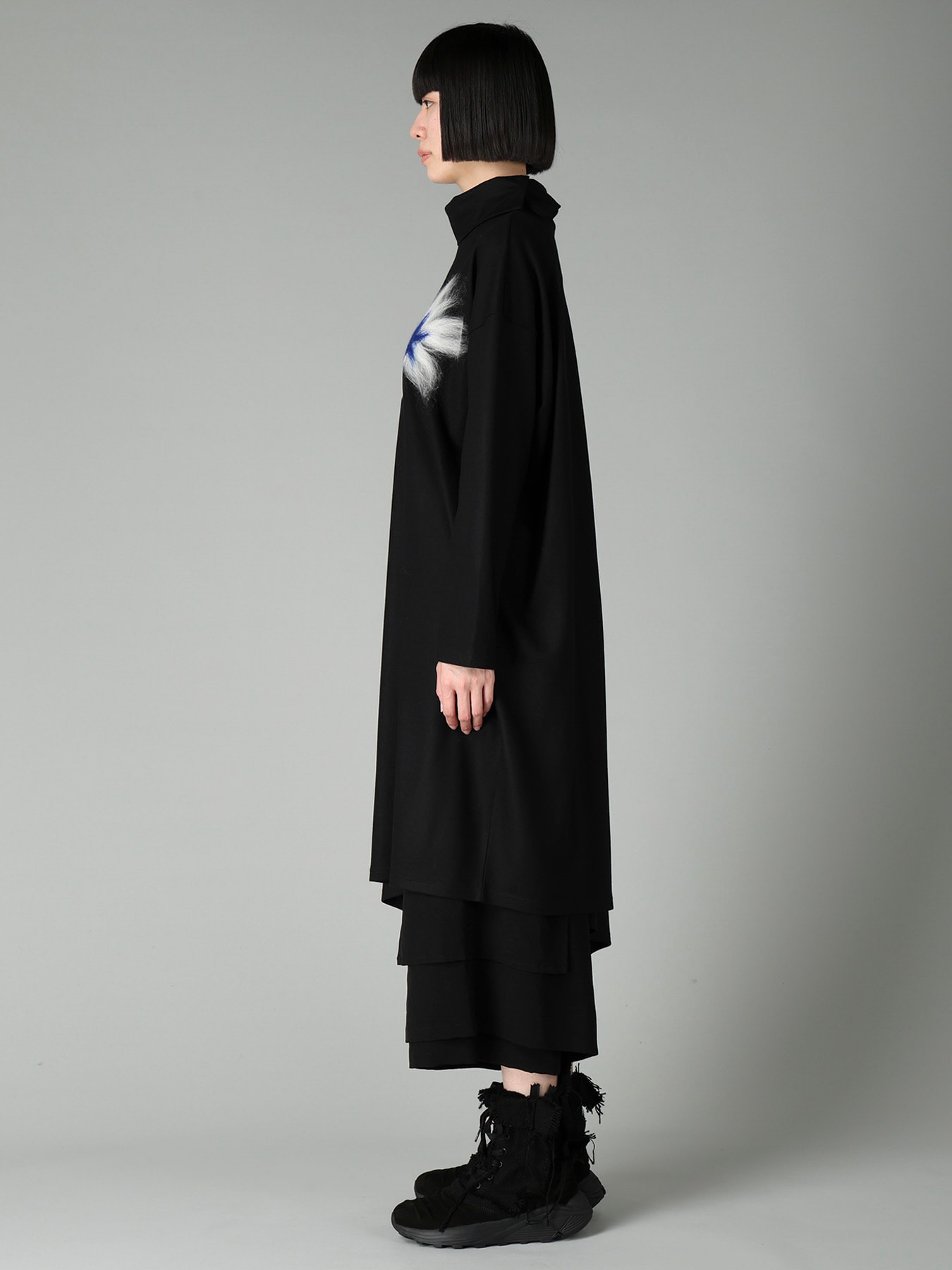 MILLED WOOL SINGLE NEEDLE PUNCH DRESS