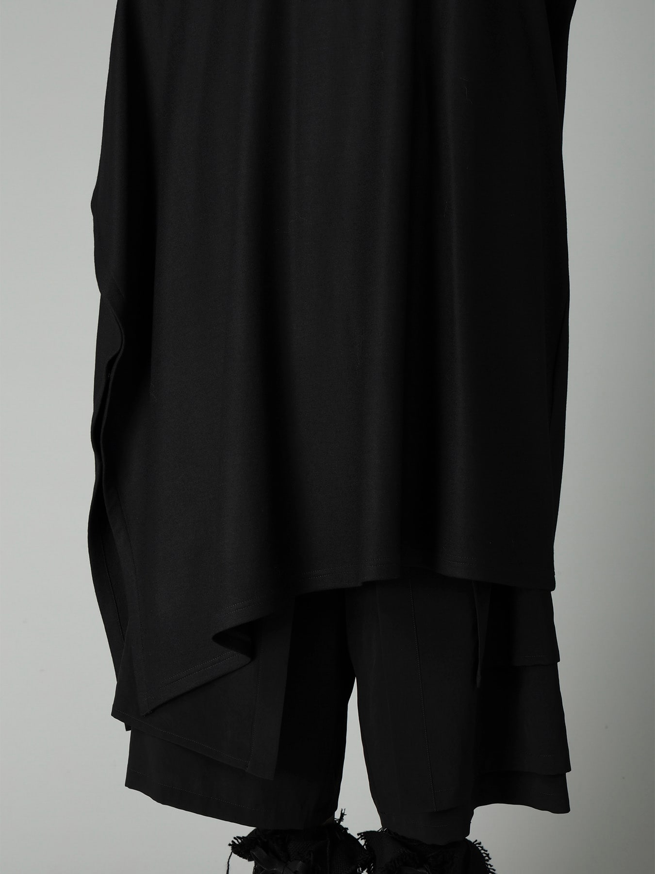 MILLED WOOL SINGLE NEEDLE PUNCH DRESS