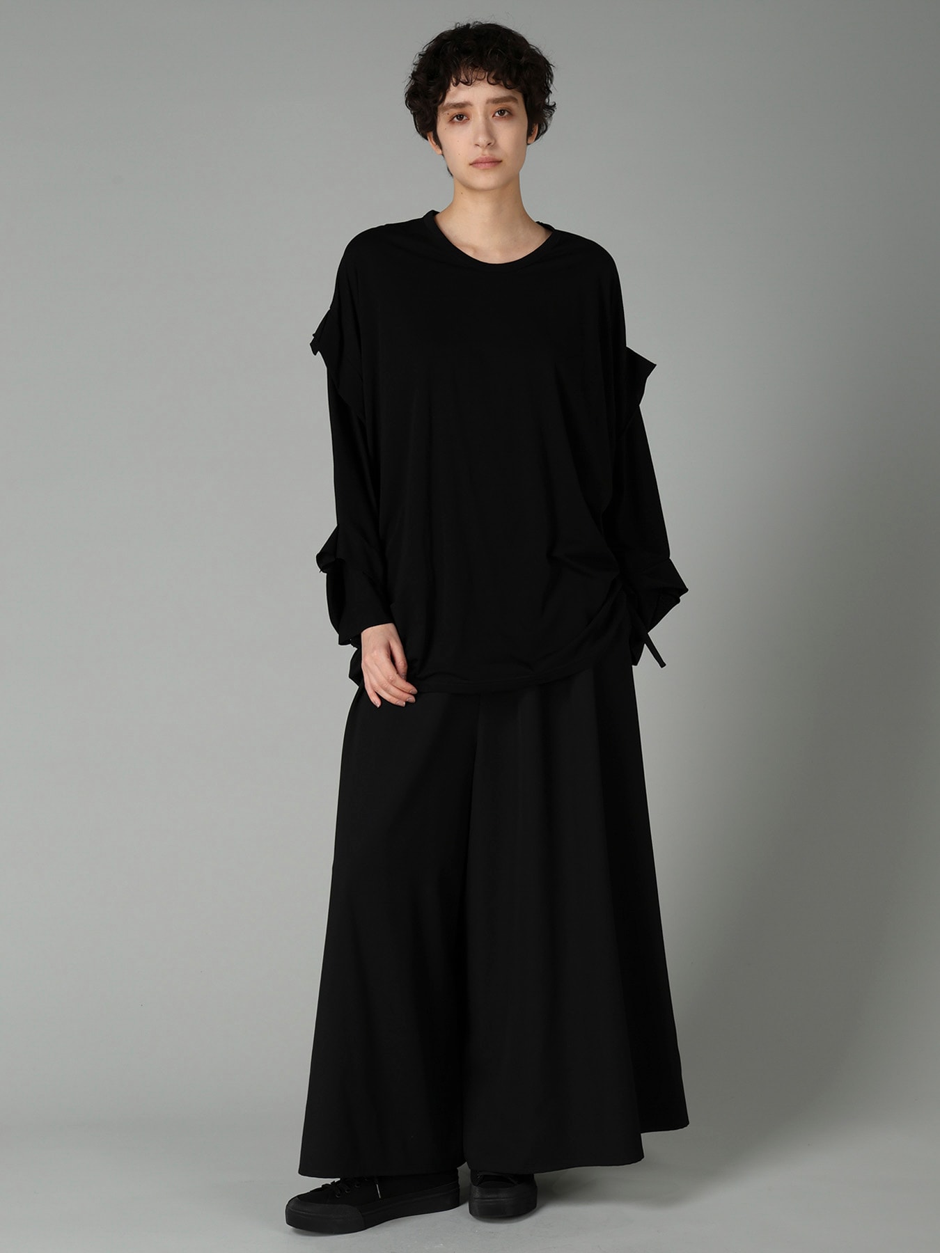 SUPIMA SINGLE JERSEY REVERSE SEAM PULLOVER