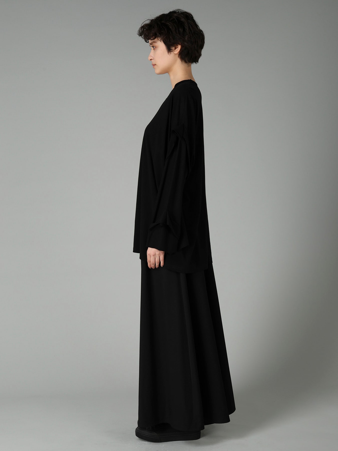 SUPIMA SINGLE JERSEY REVERSE SEAM PULLOVER